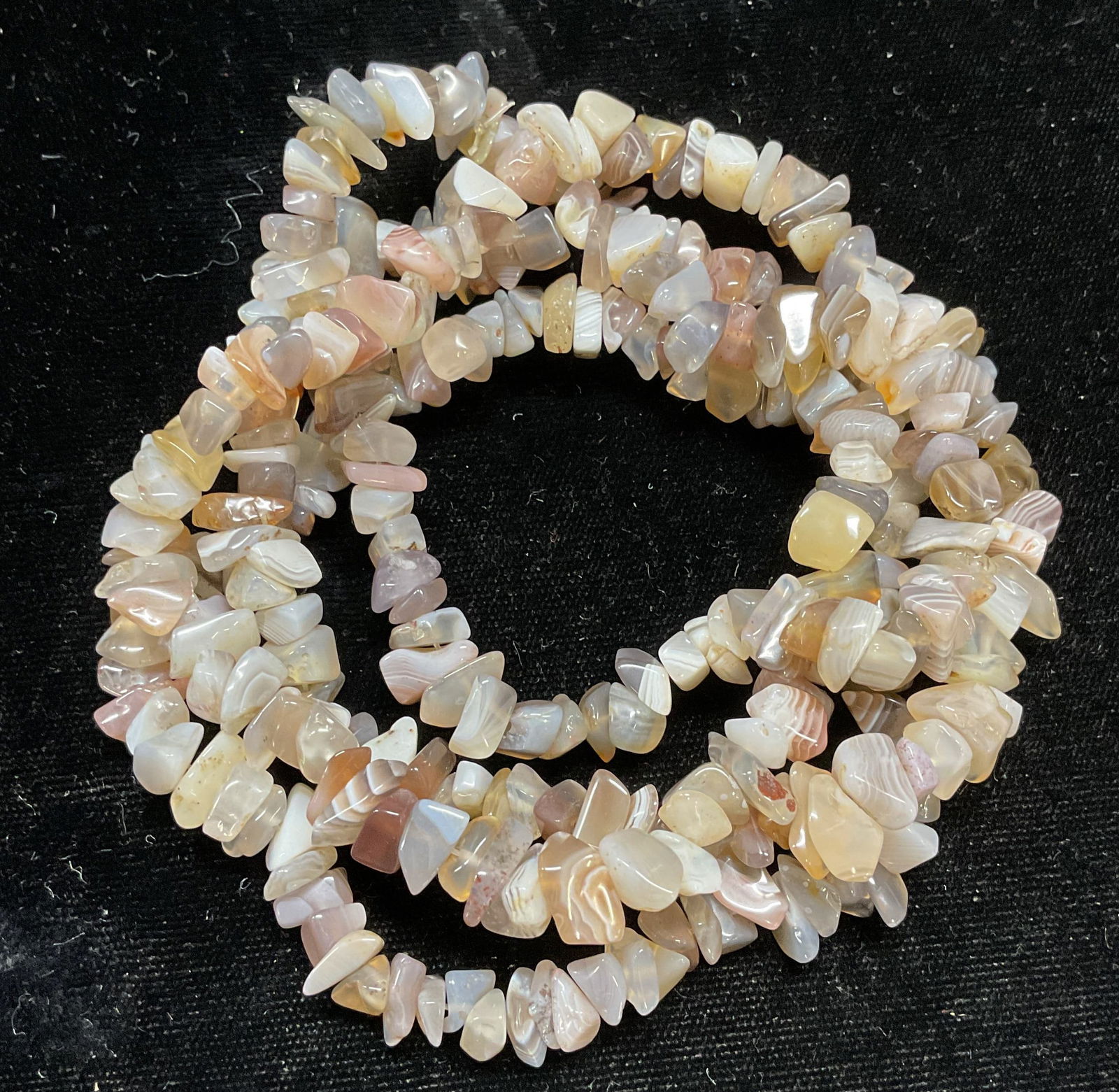 Grey & White Agate Chip Beaded Necklace (1 of 6)