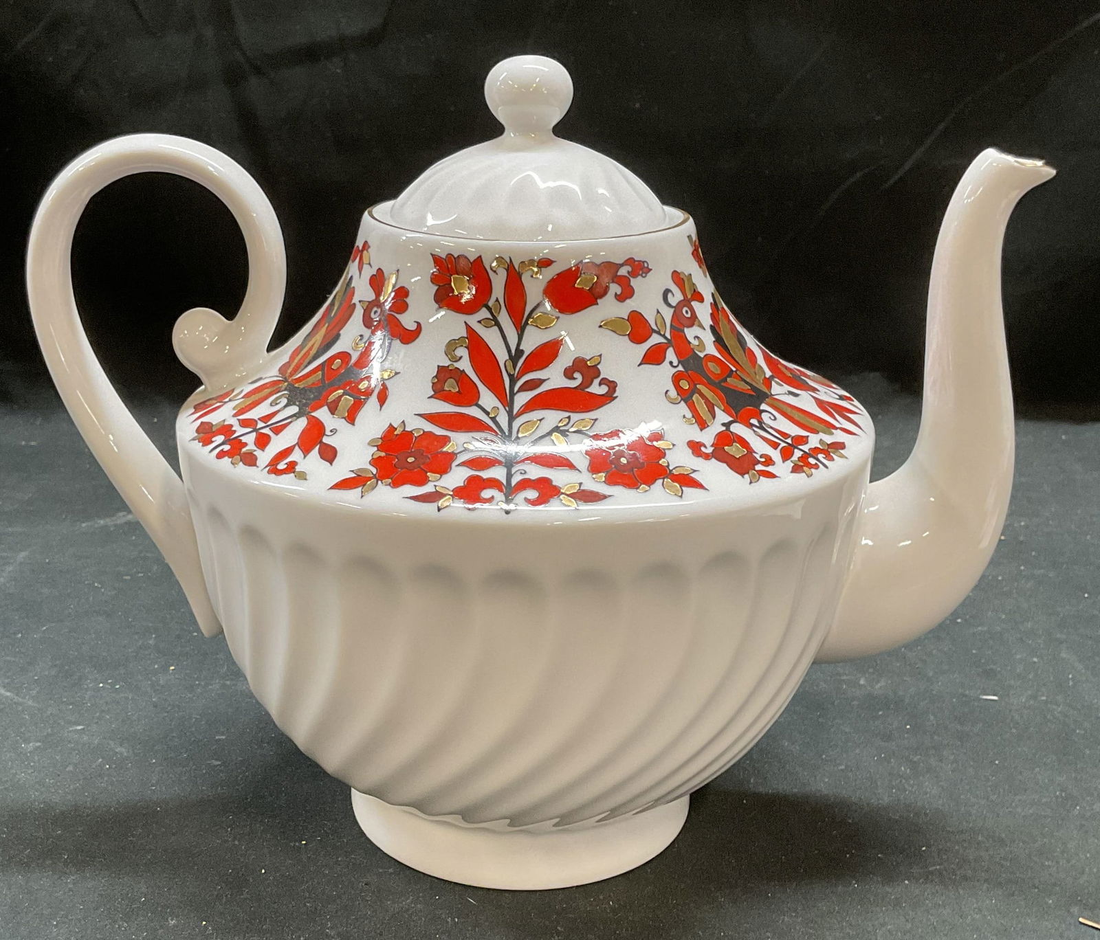 Signed Russian Floral Gilt Porcelain Teapot (1 of 6)