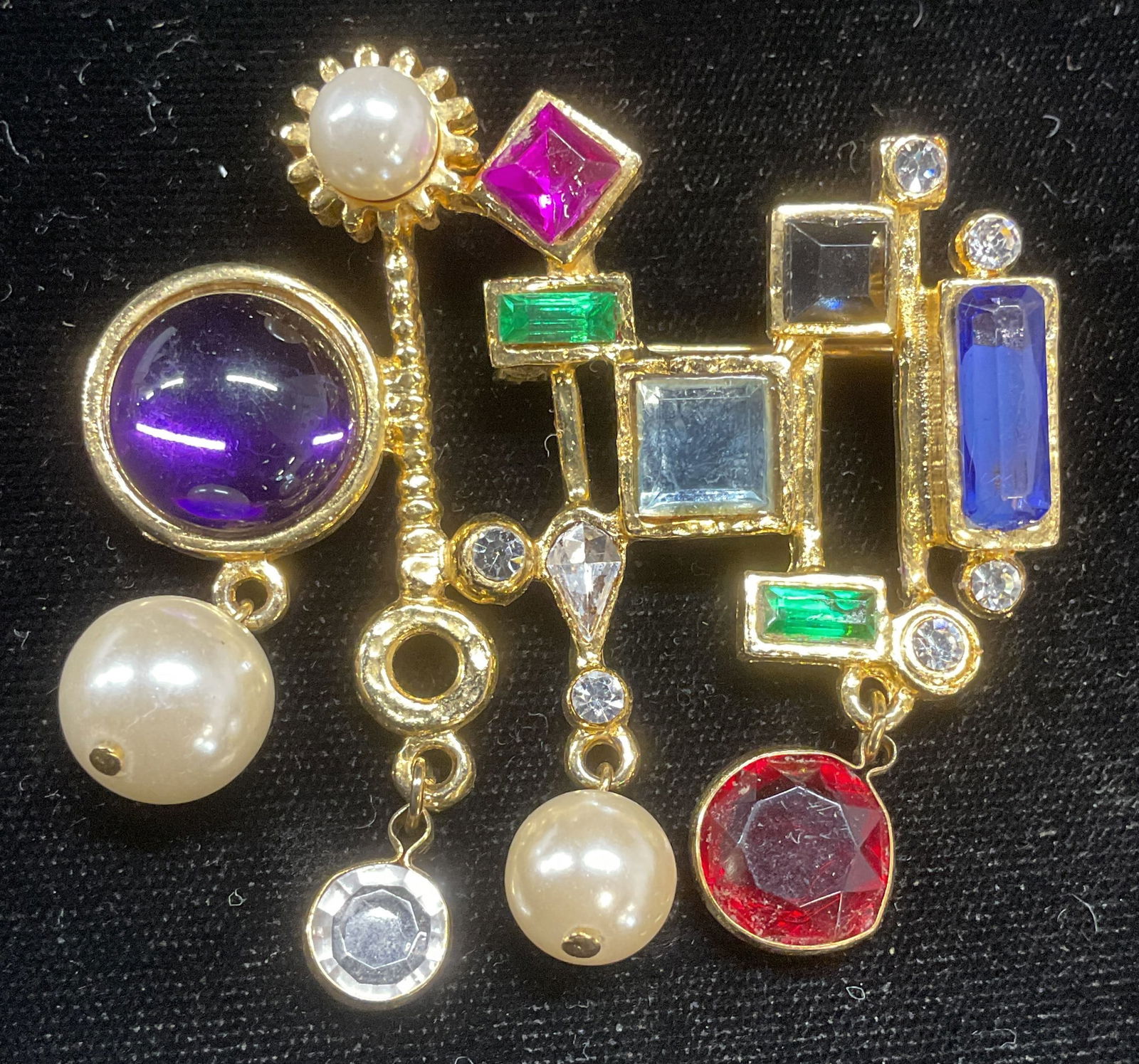 Vintage Gold Tone Faux Pearl Crystal Dangle Brooch (1 of 6)