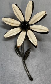 Vtg Black & White Enamel Flower Brooch 4 In