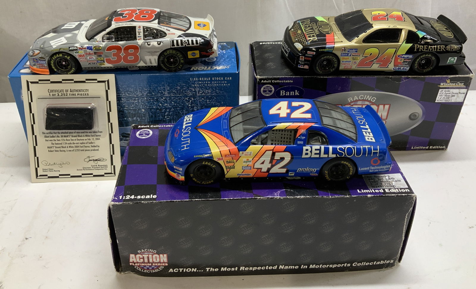 Lot 3 Assorted ACTION RACING 1:24 Die-Cast Cars (1 of 14)