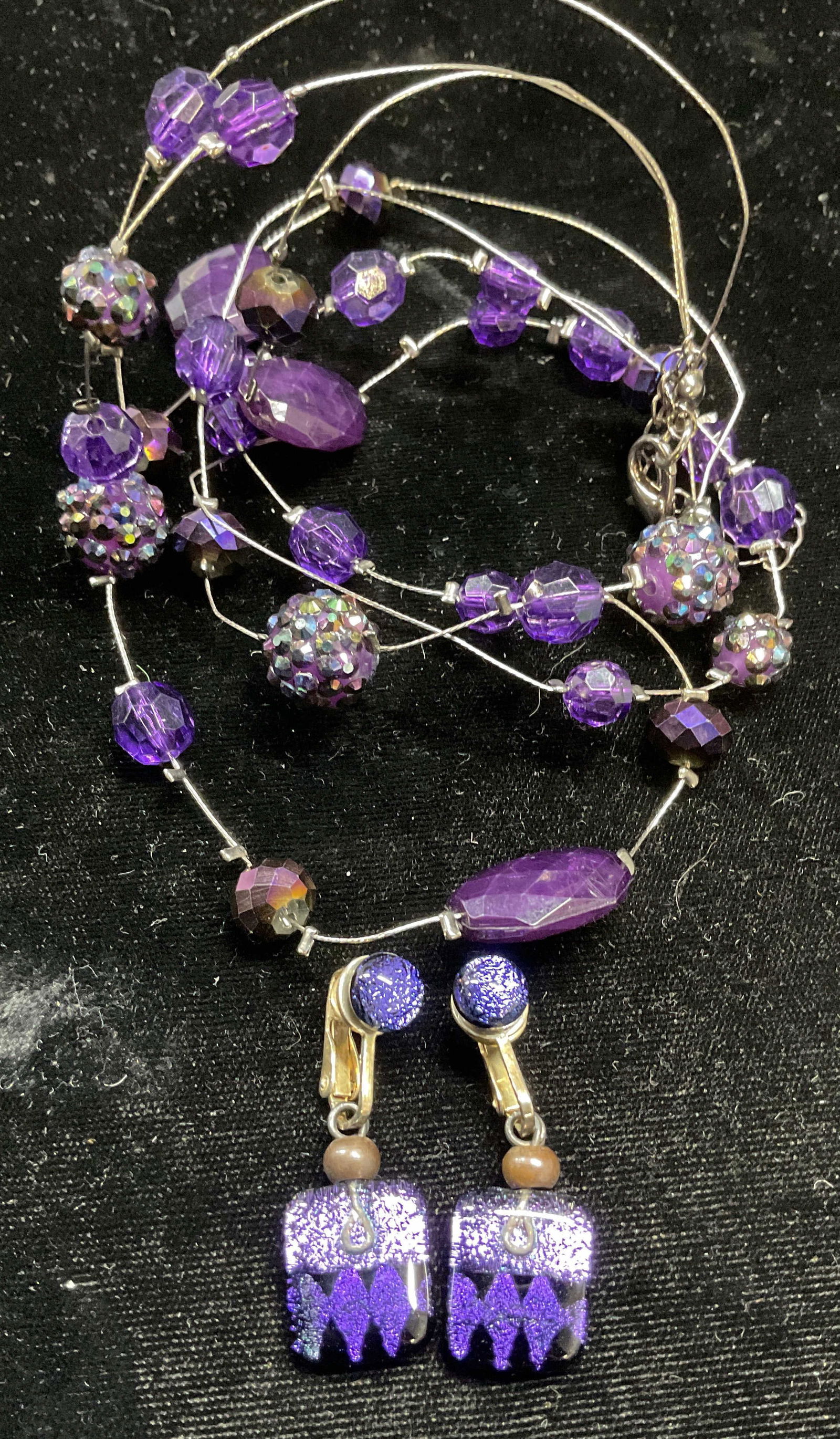 Lot 2 Purple Art Glass Earrings, Beaded Necklace (1 of 6)