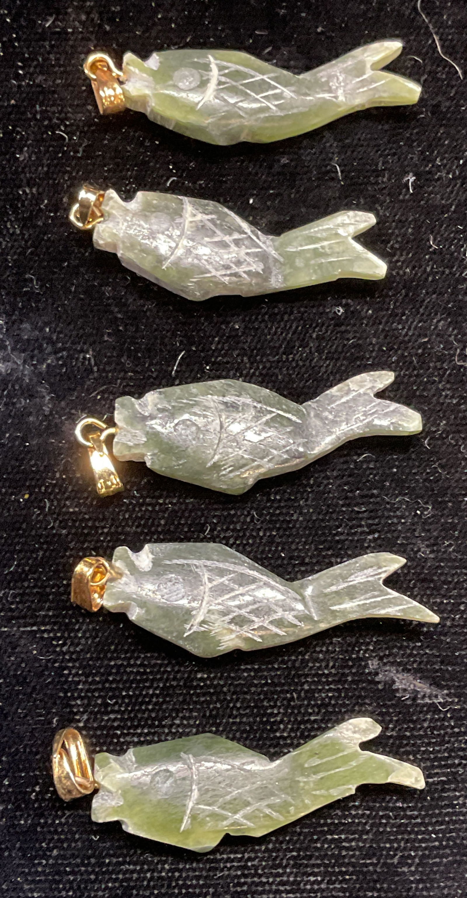 Lot 5 Nephrite Jade Carved Fish Pendants (1 of 6)