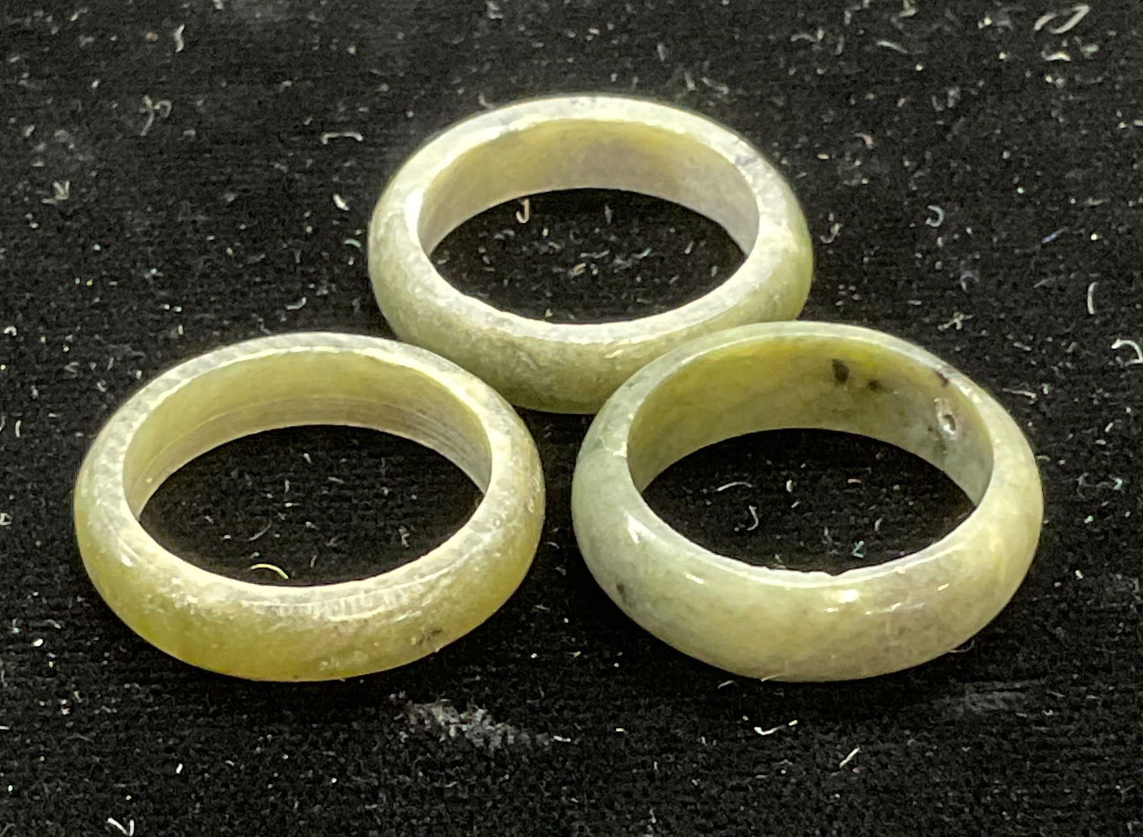 Lot 3 Nephrite Jade Band Rings (1 of 6)