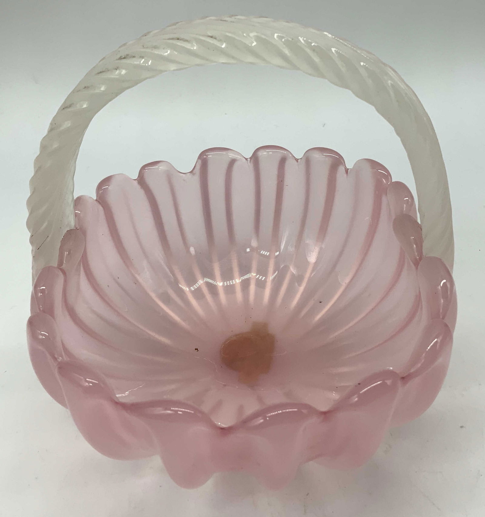 MCM Murano Pink Opalescent Glass Basket W Handle (1 of 6)