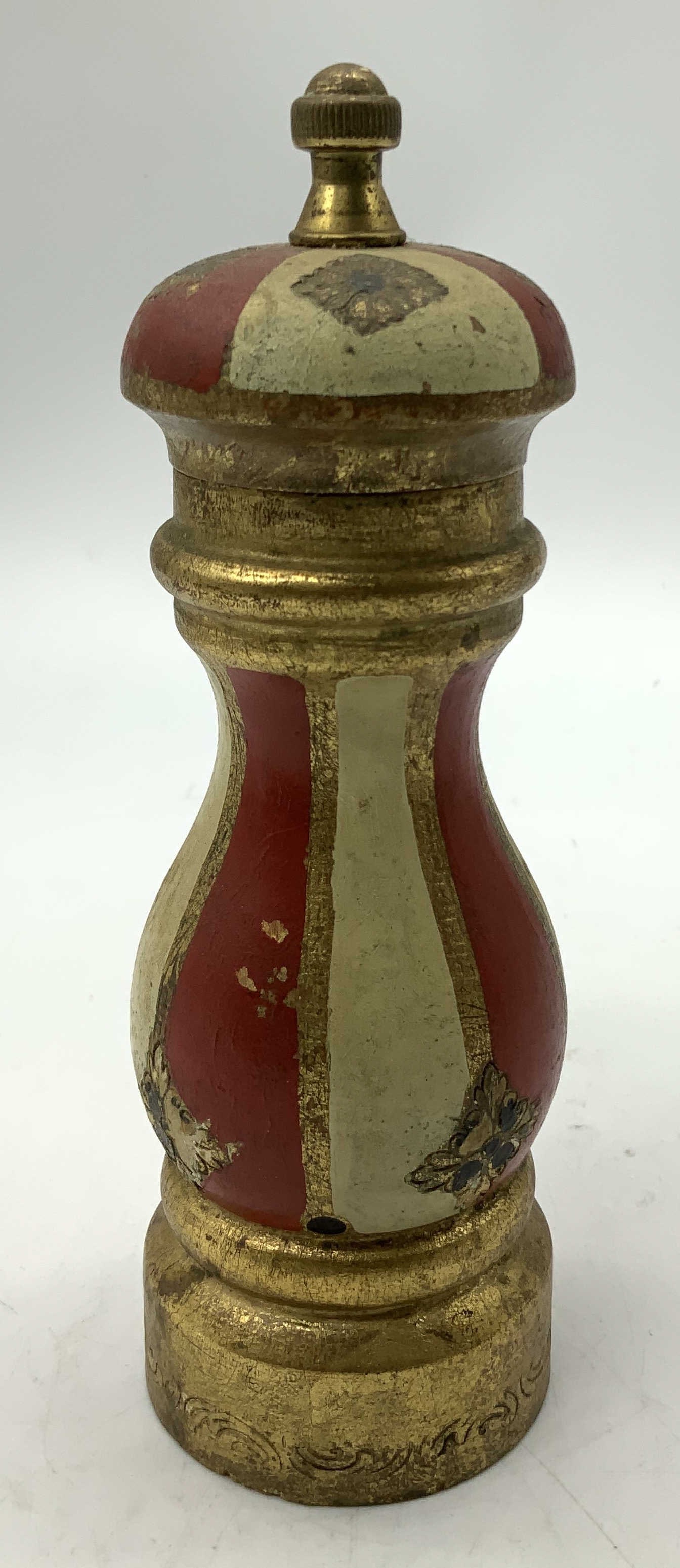 Vntg Macina Temperata Wooden Pepper Mill ITALY: Mill has a classic, turned-wood shape with a finial on top. It is decorated with vertical stripes of red and cream, and has a wooden gilt base and top. Signed & marked on underside. Reads, MACINA TEMP