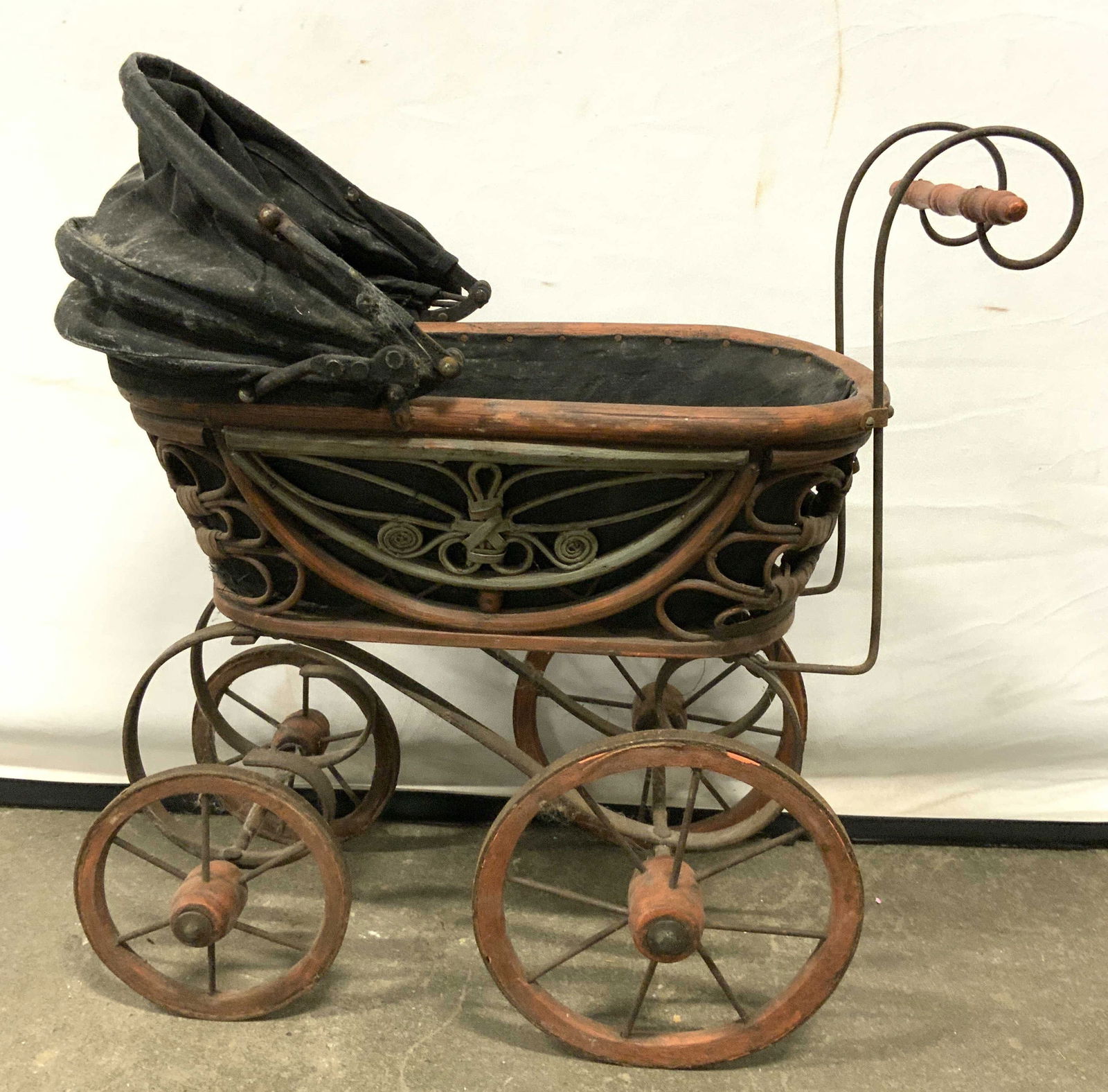 Atq Wood & Metal Doll Sized Baby Carriage (1 of 9)