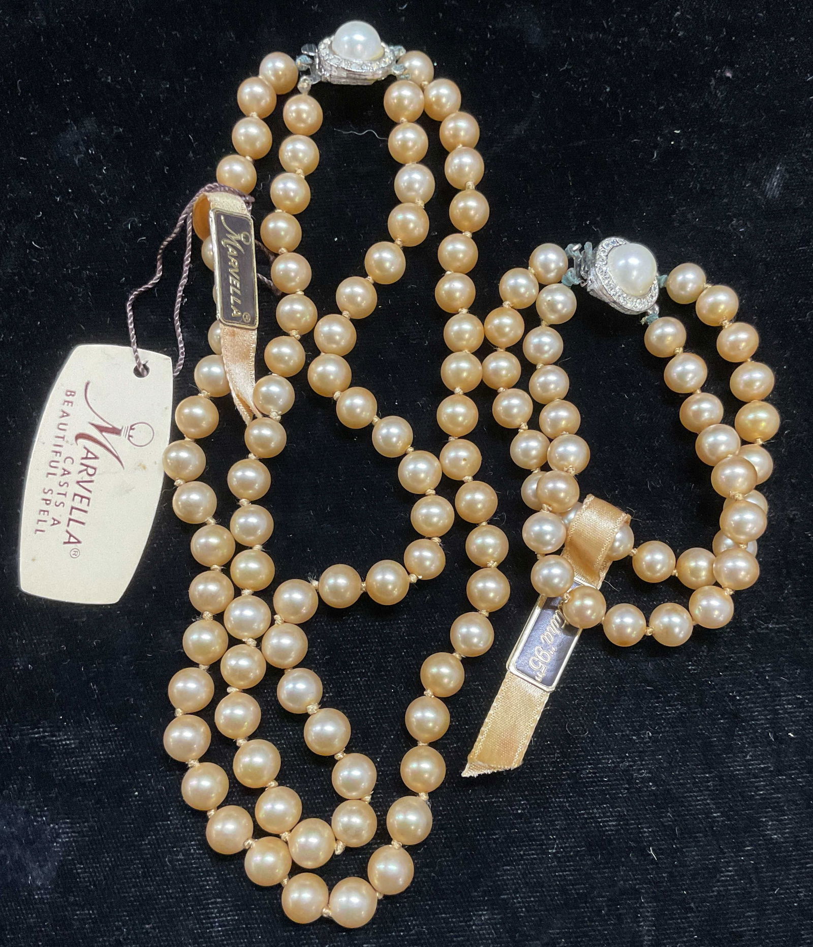 2 Vtg Marvella Faux Pearl Necklace & Bracelet NWT: Lot of 2 matching vintage Marvella Natura 95 faux pearl beaded necklace and bracelet set with crystal clasps. Signed. New with tags. Necklace drop length approx 6.5 inches. Bracelet approx 6.5 inches