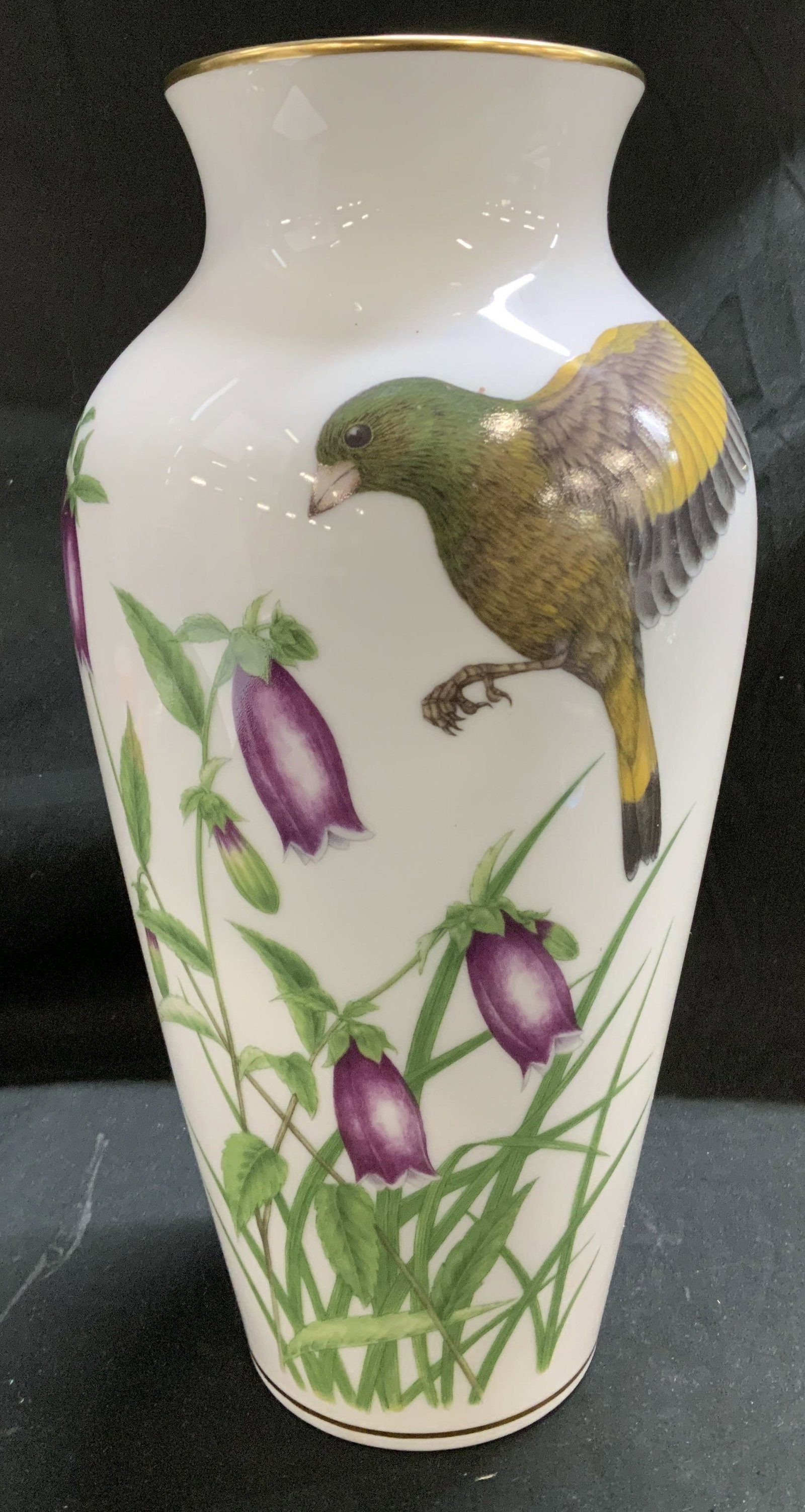 1981 Franklin Porcelain Bird Motif Vase JAPAN: Vase is porcelain & features vibrant birds w purple flowers in the background. Trim & bottom of vase feature gold accents. Signed & marked. Reads, 1981 FRANKLIN PORCELAIN JAPAN. Surface wear consisten