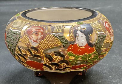 Satsuma Gilt Porcelain Footed Vase