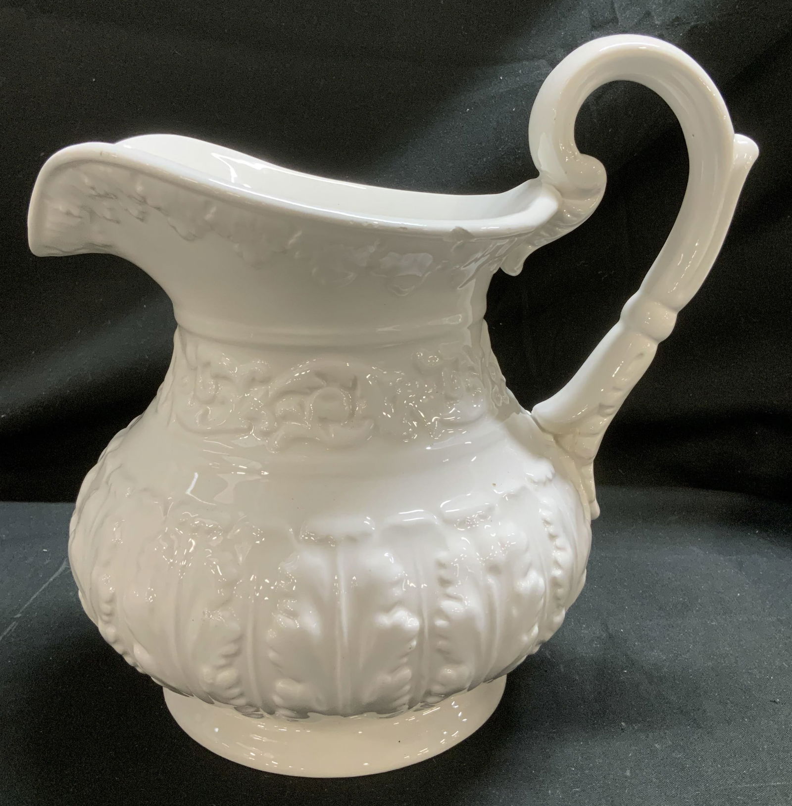 Vntg White Ornate Embossed Ceramic Pitcher ITALY (1 of 7)