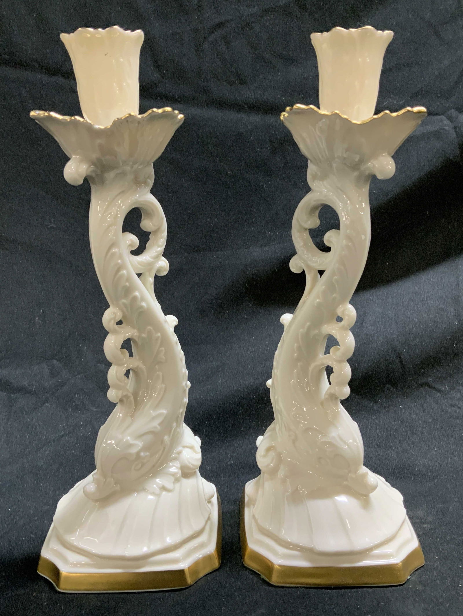 Pair LENOX Porc Dolphin 24k Gold Candlesticks USA (1 of 7)