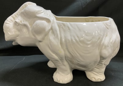 Vntg White Ceramic Elephant Planter