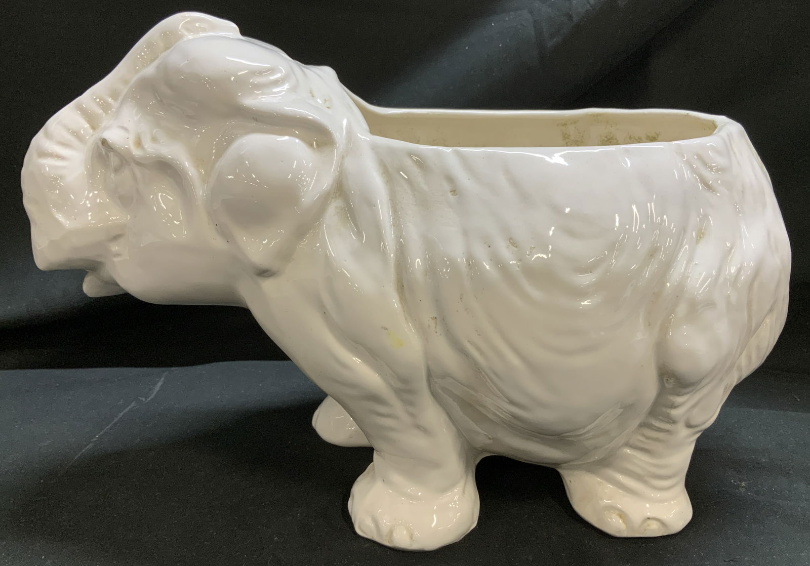 Vntg White Ceramic Elephant Planter (1 of 6)