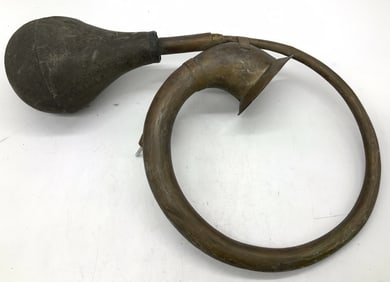 Antique Brass Car Horn W Rubber Squeeze Bulb