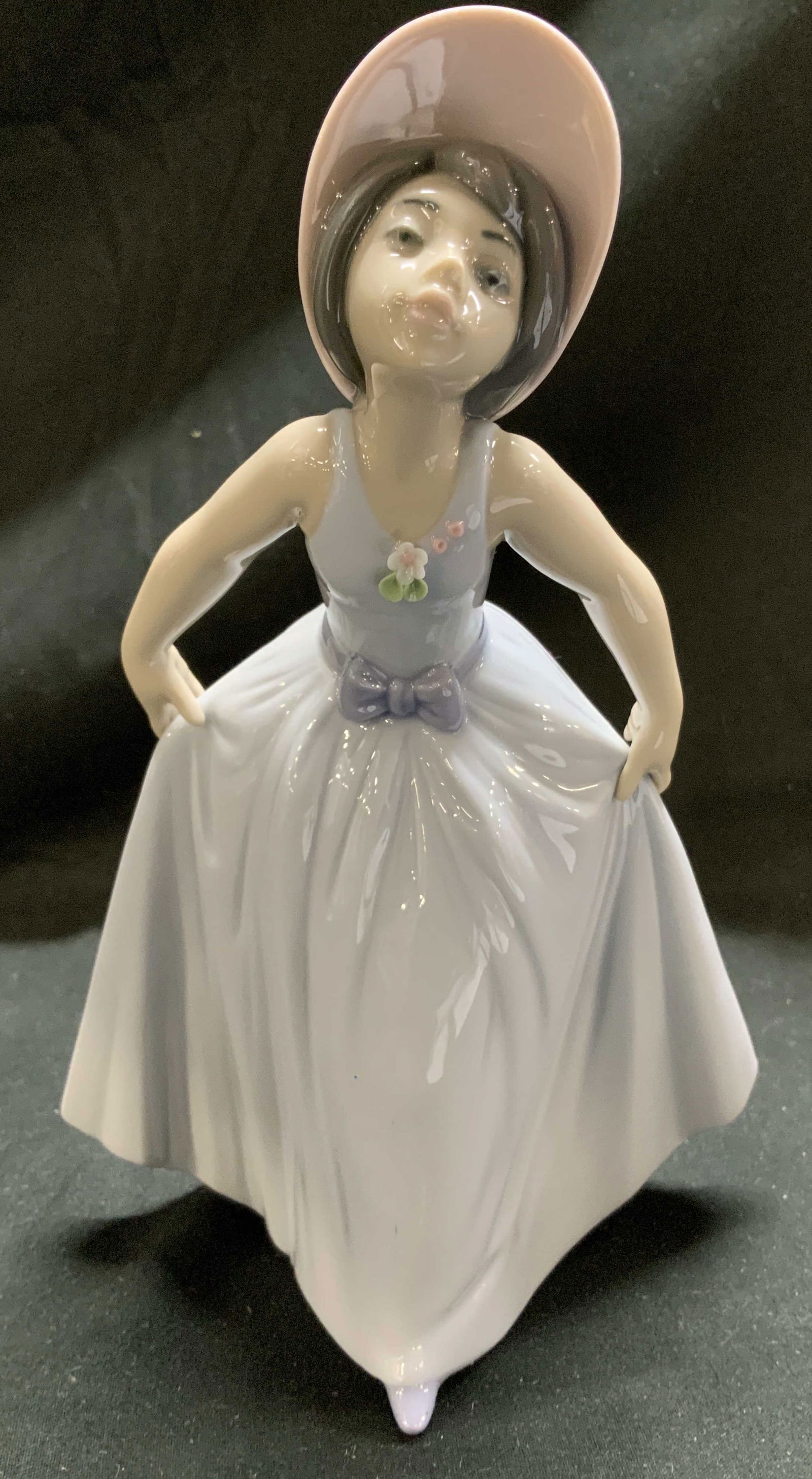 Lladro Daisy Hand Made Porcelain Fig SPAIN 1995 (1 of 6)