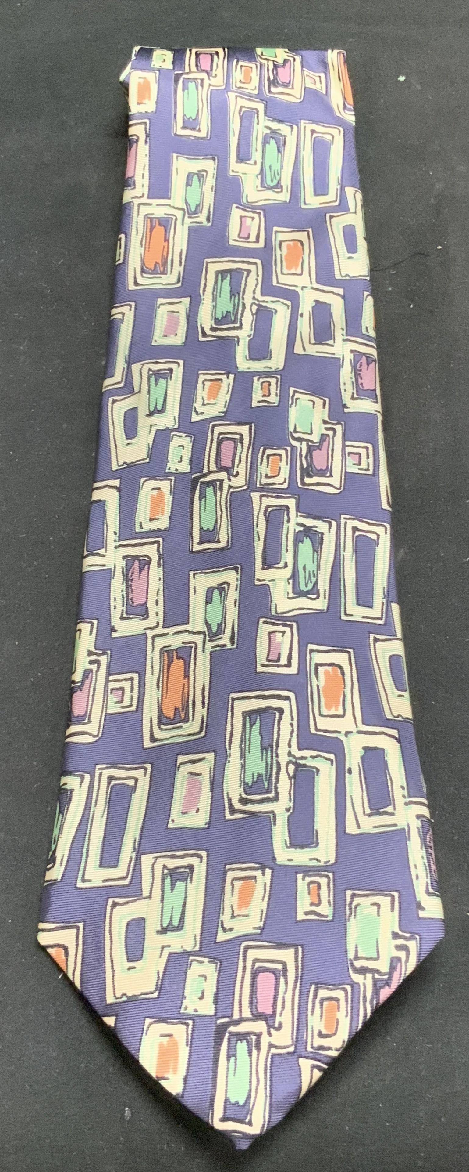 Giorgio Armani Geometric Silk Necktie ITALY (1 of 6)