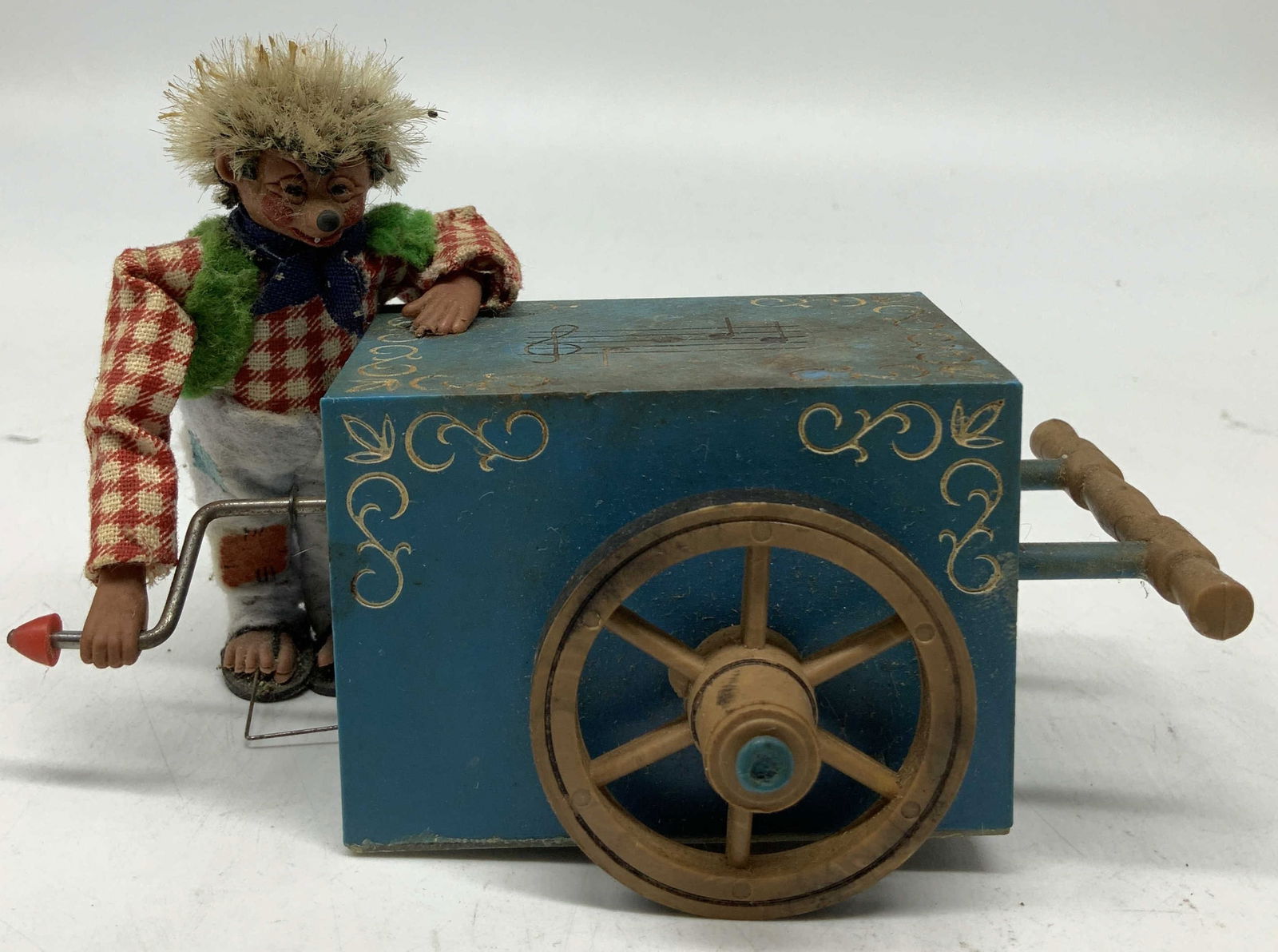 Vtg Original Peter Fig. Hedgehog Music Bx AUSTRIA (1 of 6)