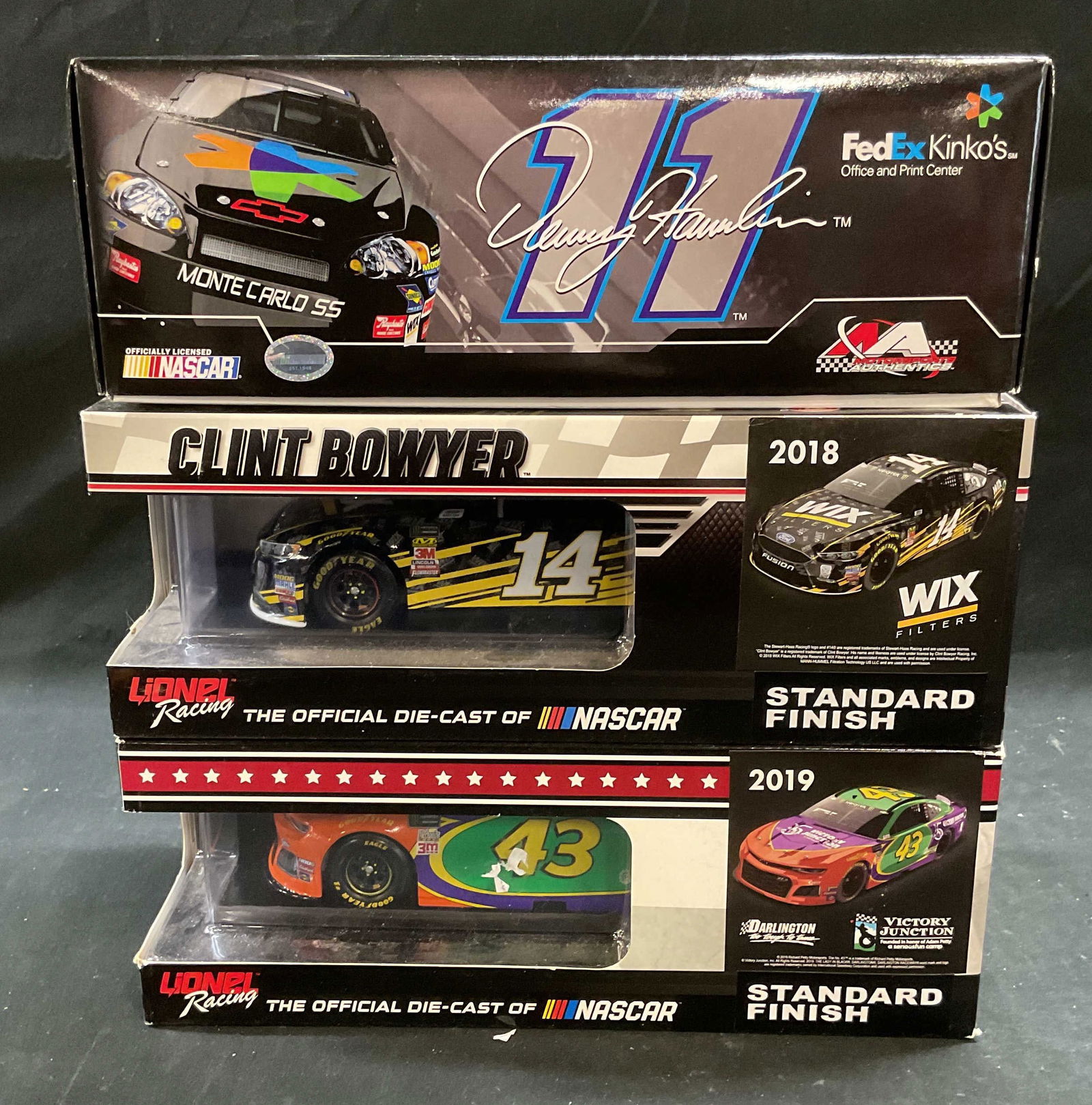 3 Lionel Racing+ Model NASCAR Race Cars NIB 2007+ (1 of 6)