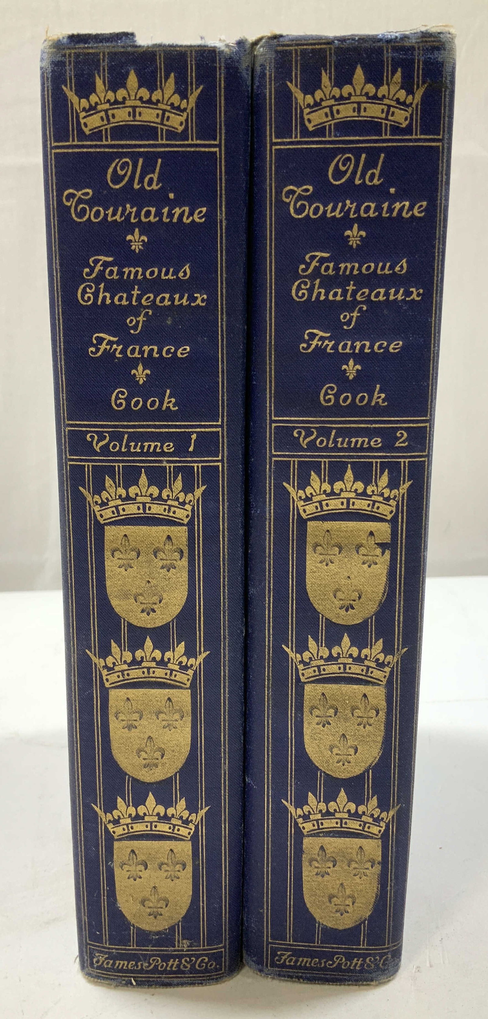 2 1990s Old Touraine Life&History Bks illustr COOK: Two volume set of the book Old Touraine: The Life and History of the Famous Ch?teaux of France by Theodore Andrea Cook. Vol. I & VII. New York, James Pott & Co. 1900 & 1901. Books feature illustration