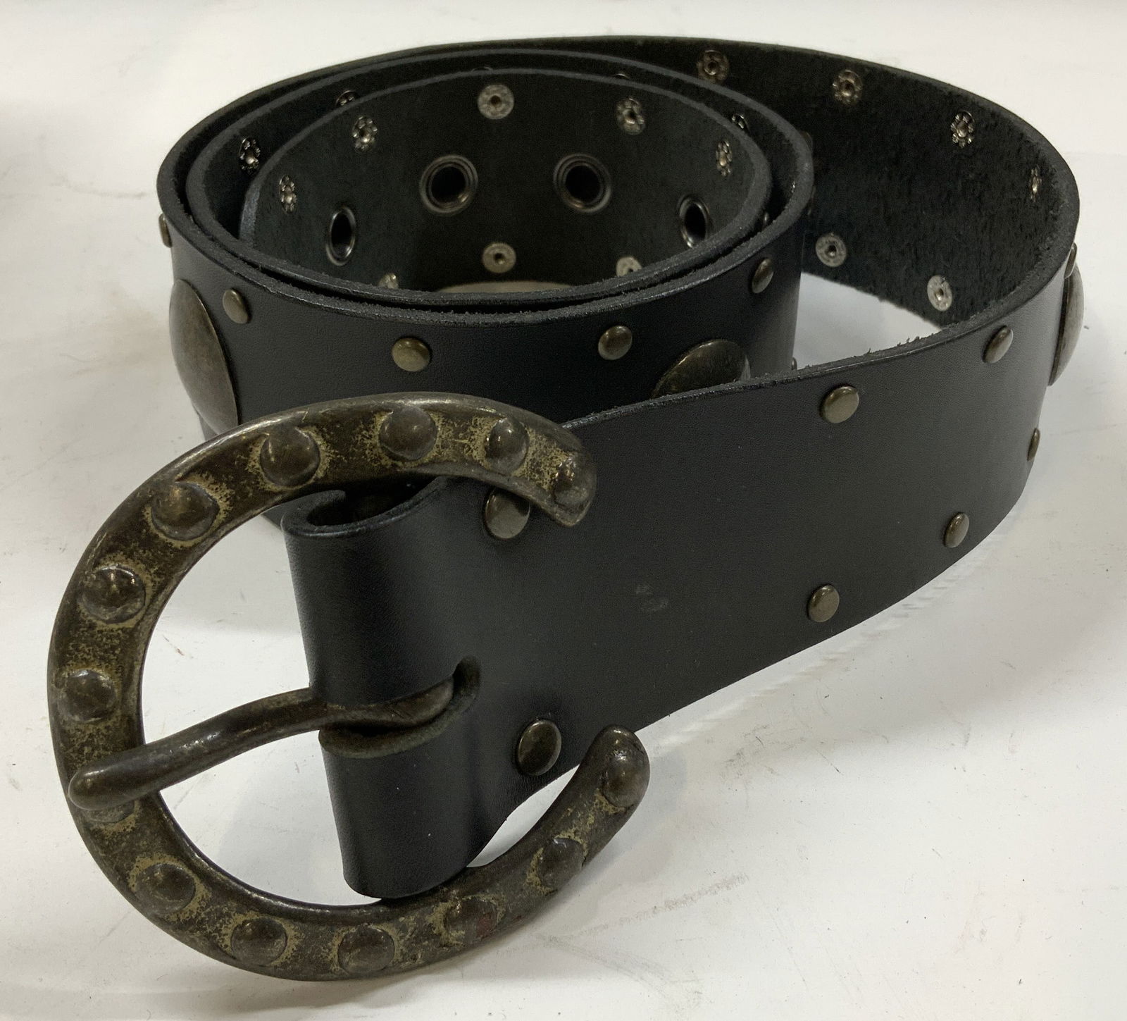 Dee Dee Black Leather Studded Belt W Ornate Buckle (1 of 6)