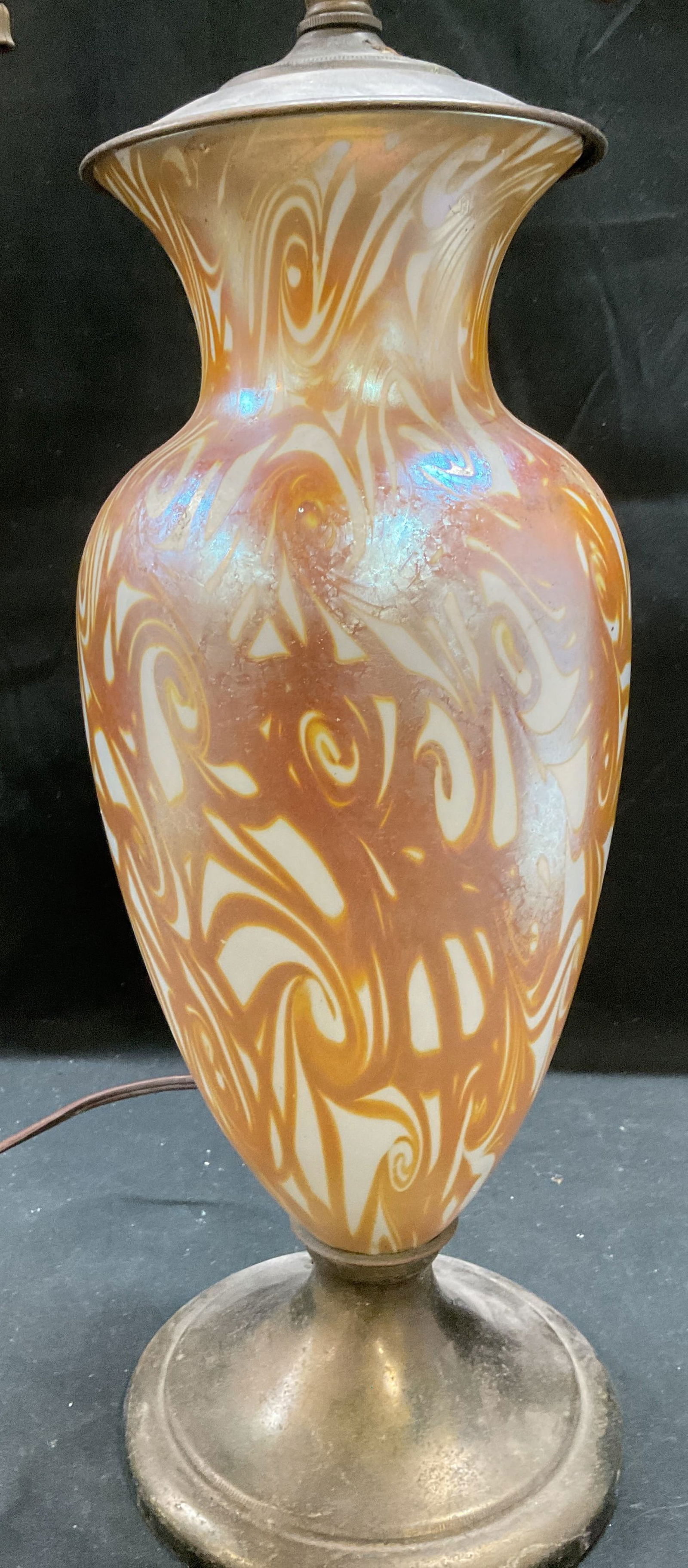 Vintage Orange Iridescent Art Glass Table Lamp (1 of 6)