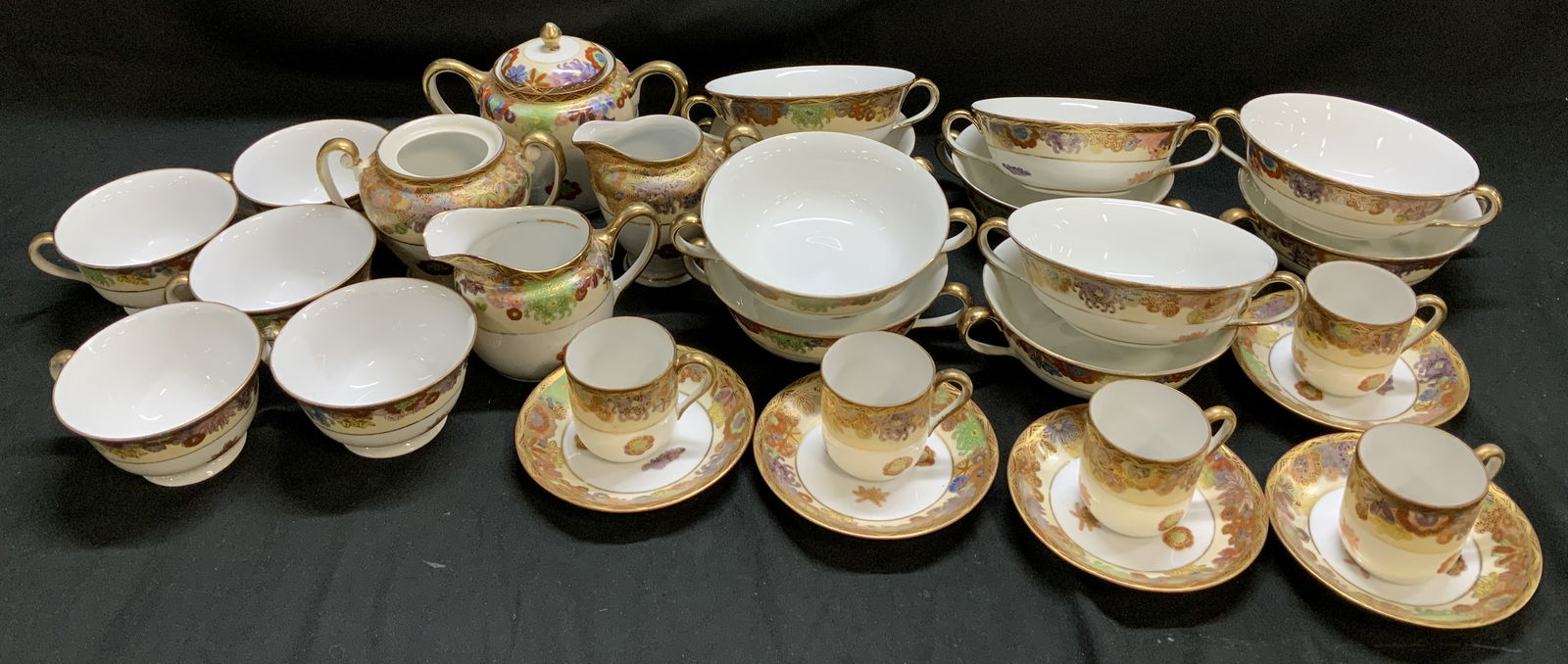 Set 29 Sgnd Chinese Gilt & Floral Porc Tableware (1 of 10)