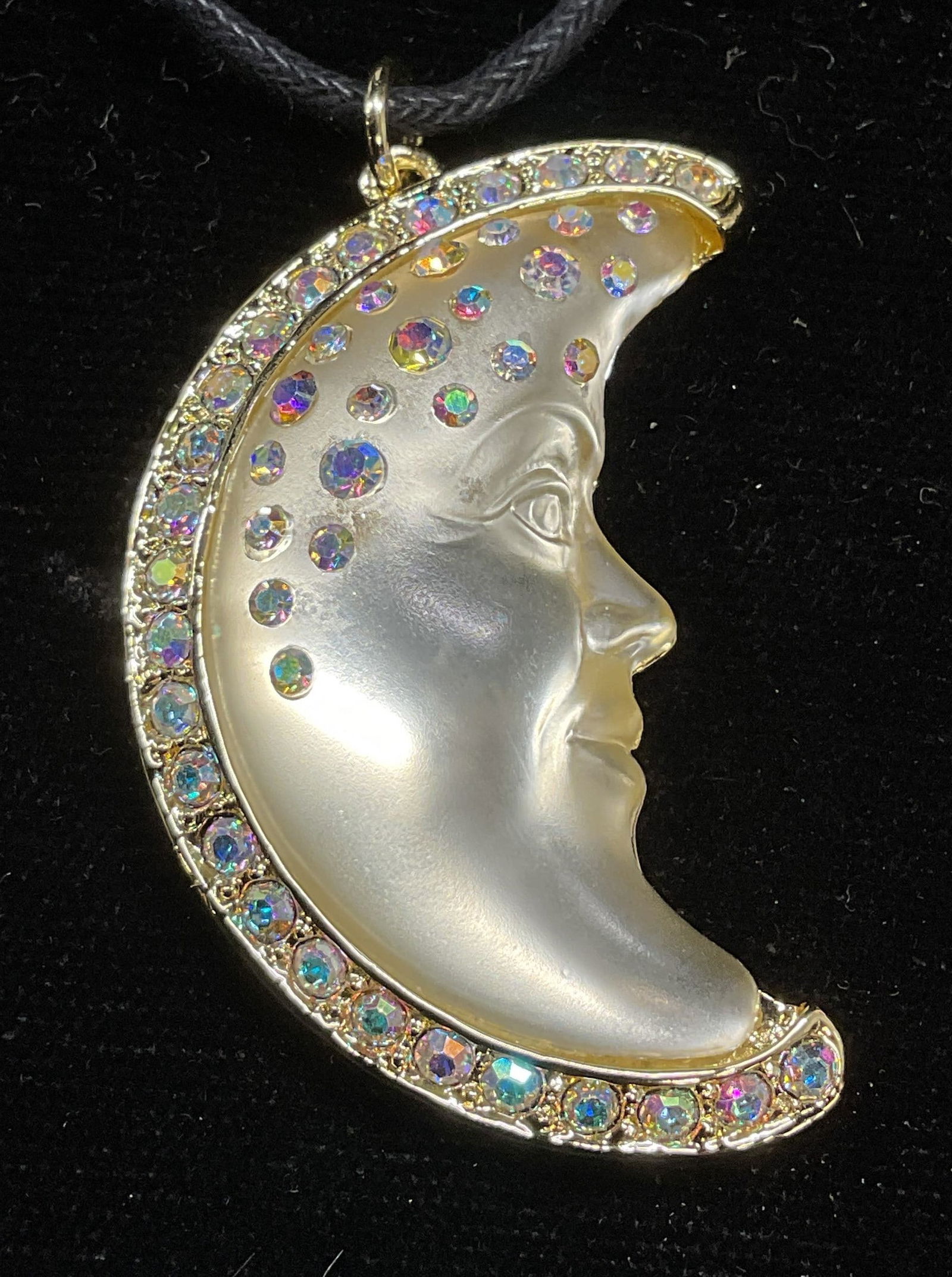 Kirks Folly Crescent Moon Pendant Necklace (1 of 6)