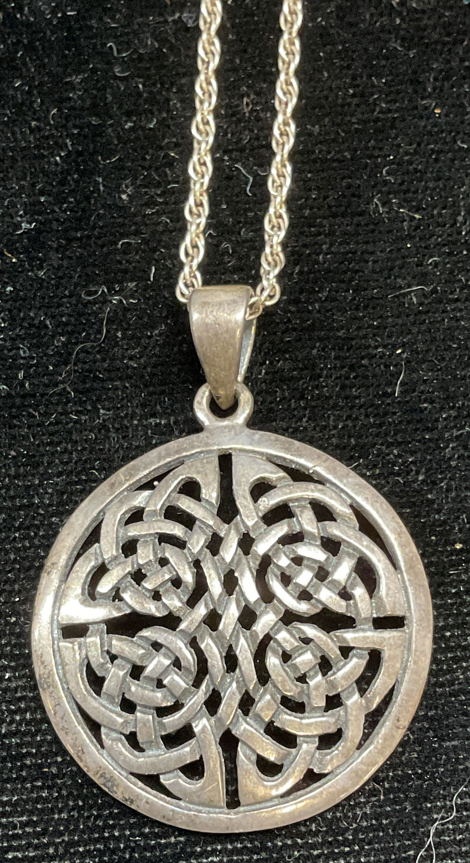 Sterling Silver Celtic Knot Pendant Necklace (1 of 6)