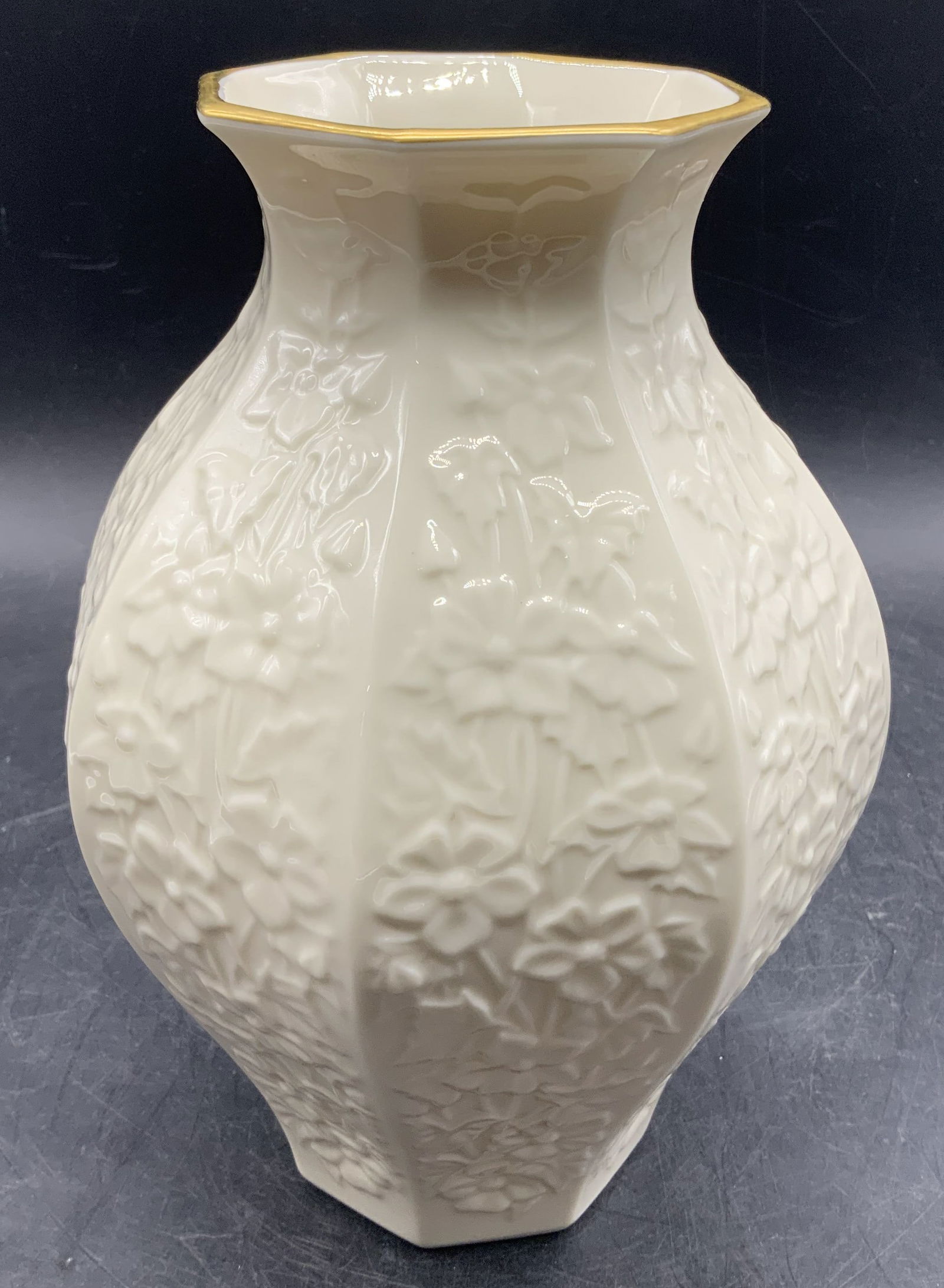 Lenox Porcelain Embossed Floral Vase USA (1 of 6)