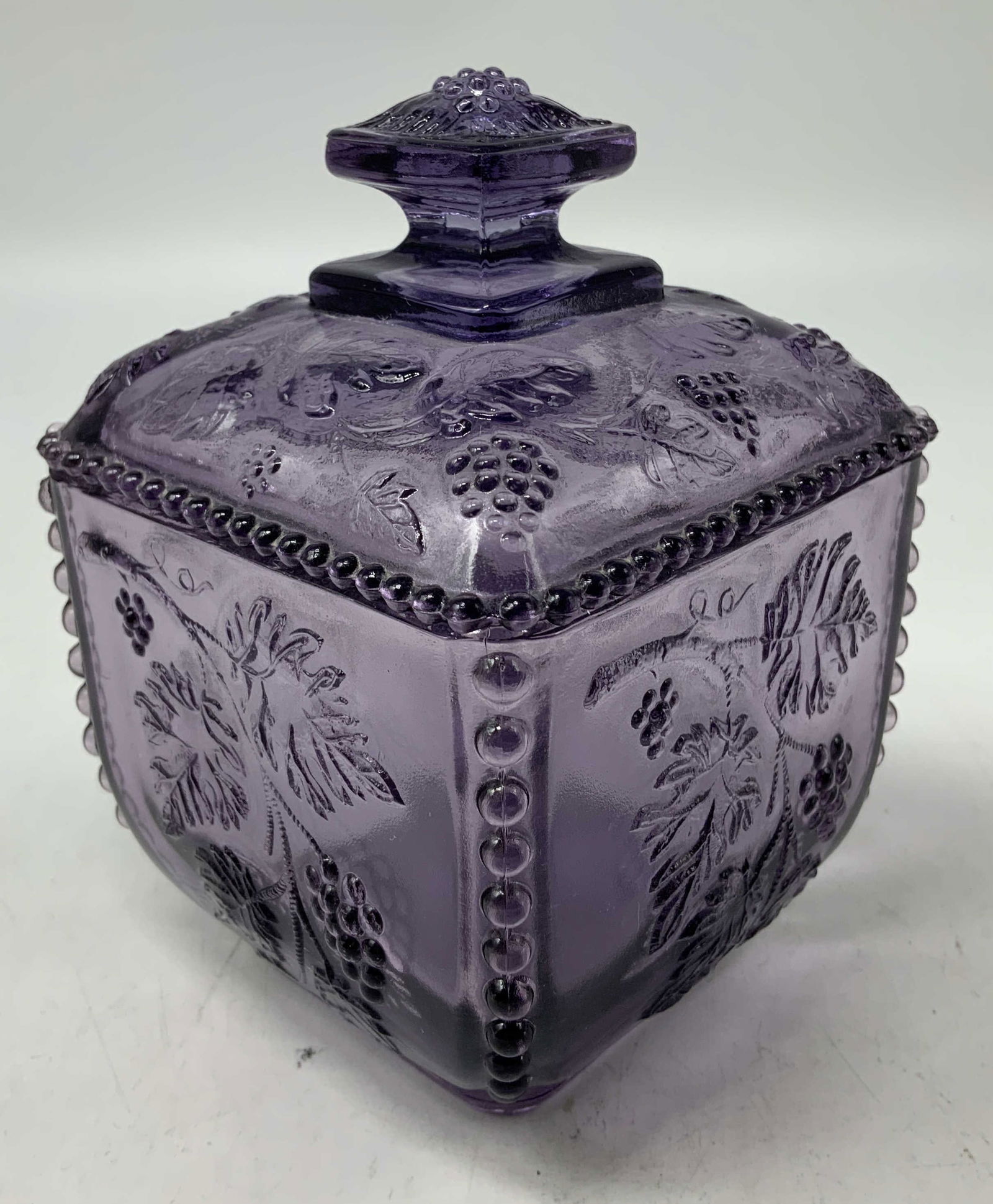 Amethyst Purple Square Lidded Candy Dish (1 of 6)