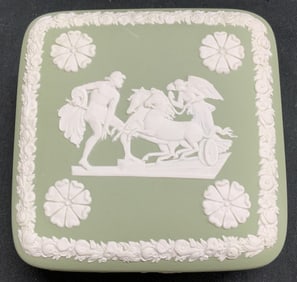 Wedgwood Green Jasperware Trinket Box ENGLAND