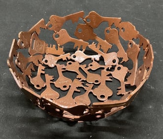 Handcrafted Decorative Iron Key Trinket Bowl