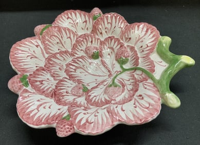 Vntg Neuwirth Exclusive Strawberry Dish PORTUGAL