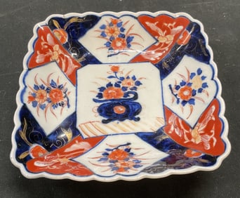 Antique Japanese Imari porcelain Square Dish