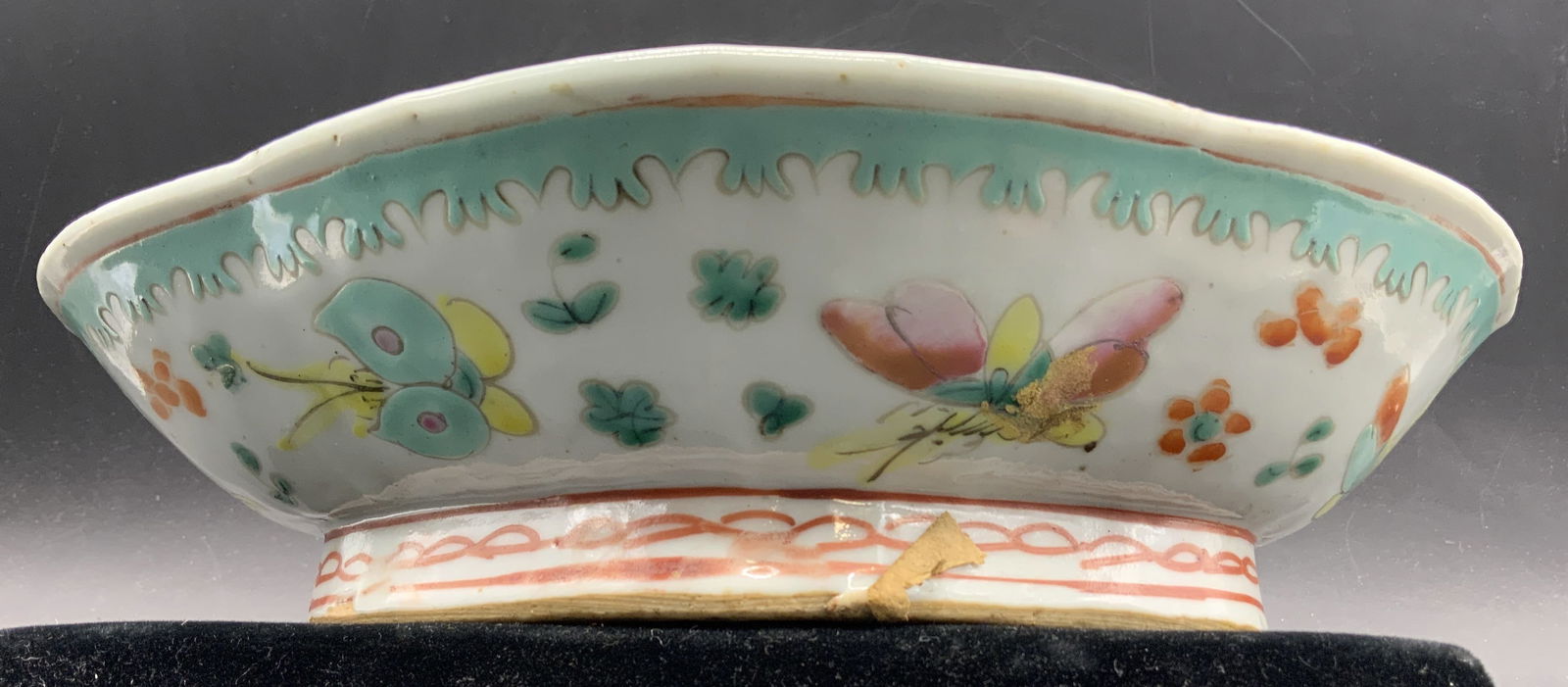 Vintage Signed Chinese Porcelain Footed Bowl (1 of 8)