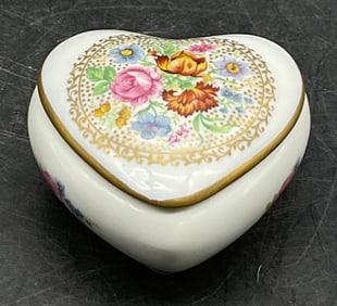 SGND Heart French Limoges Porcelain Pill Box W Lid