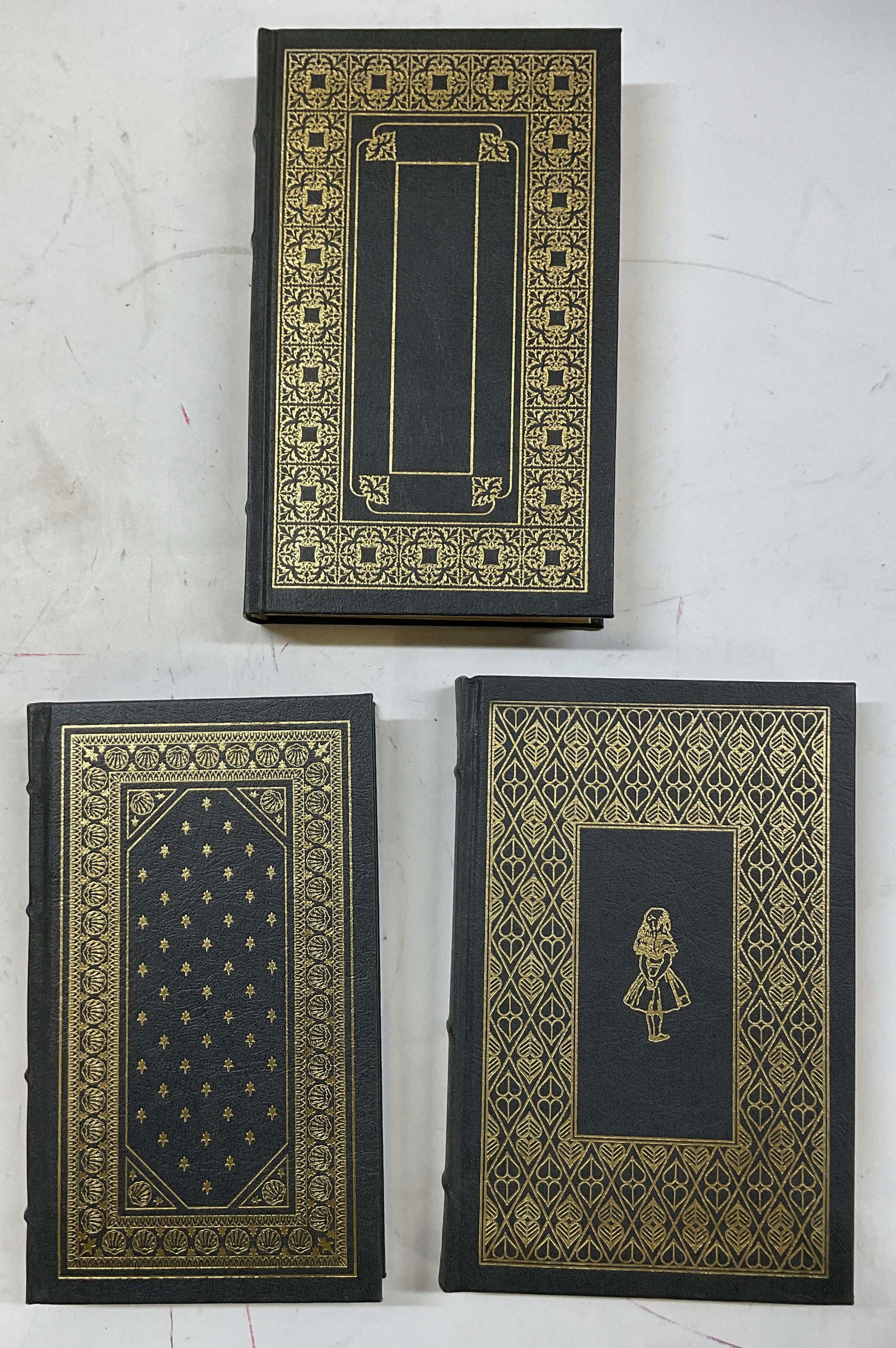 Lot 3 Caroll, Dryden, Defoe Books Illustr 1979-82 (1 of 12)