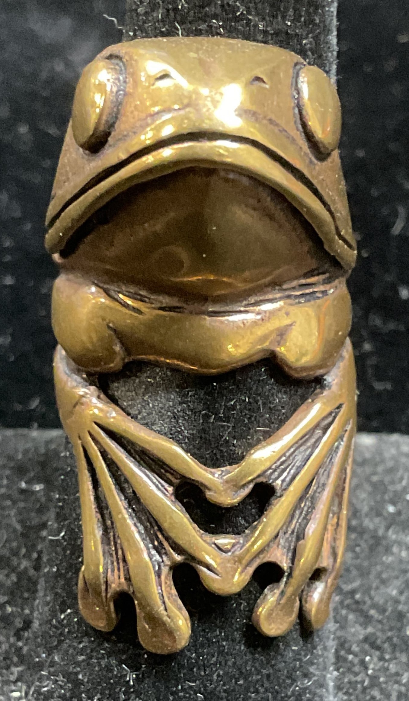 Gold Tone Frog Statement Ring (1 of 6)