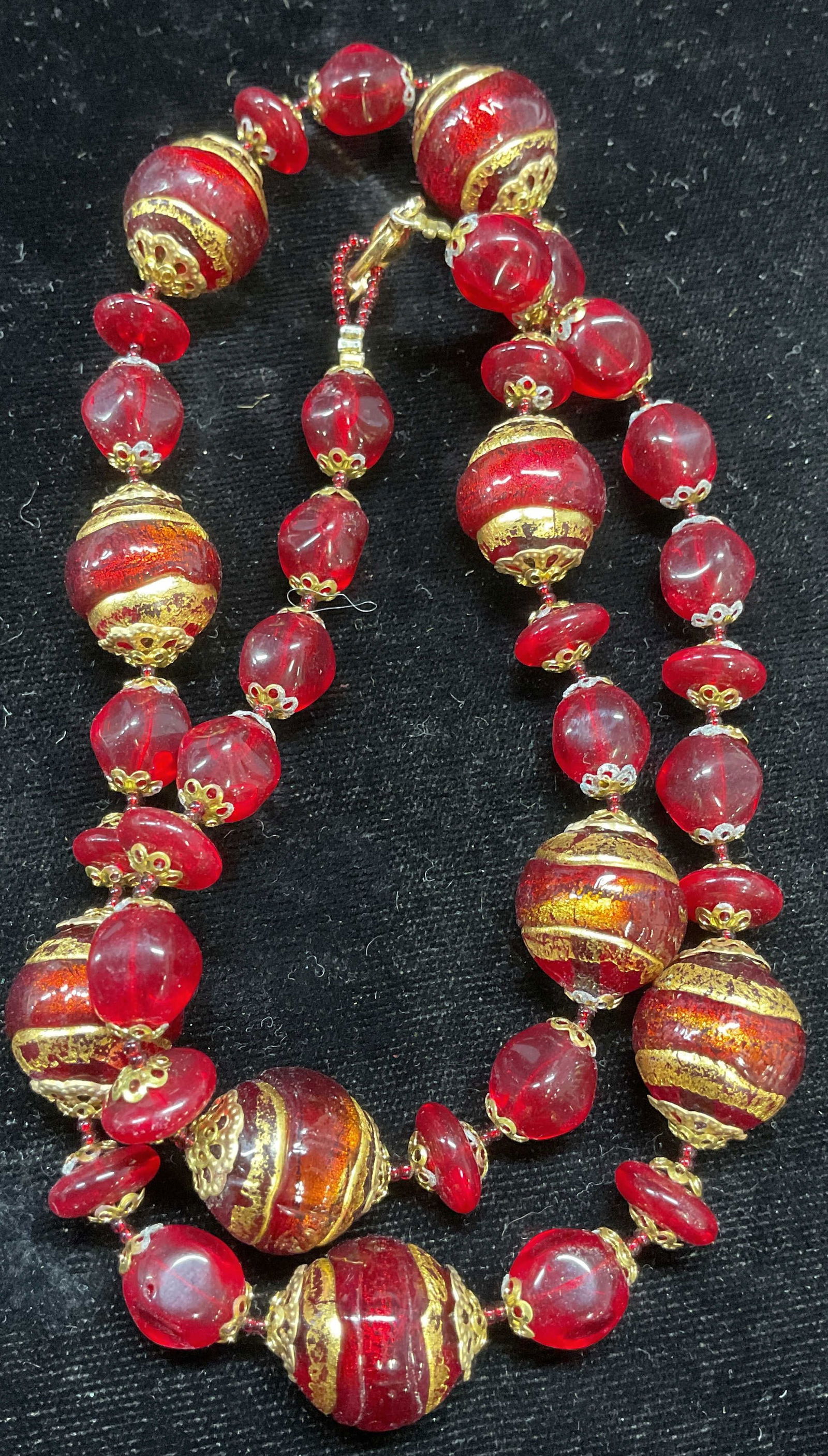Vintage Red Gilt Art Glass Beaded Necklace (1 of 6)