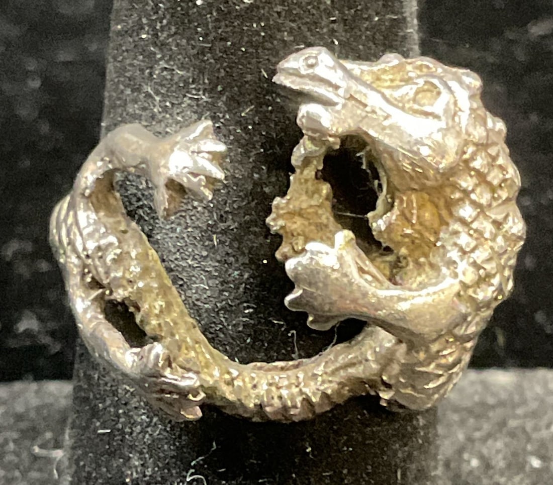 Vintage Silver Tone Dragon Ring (1 of 6)