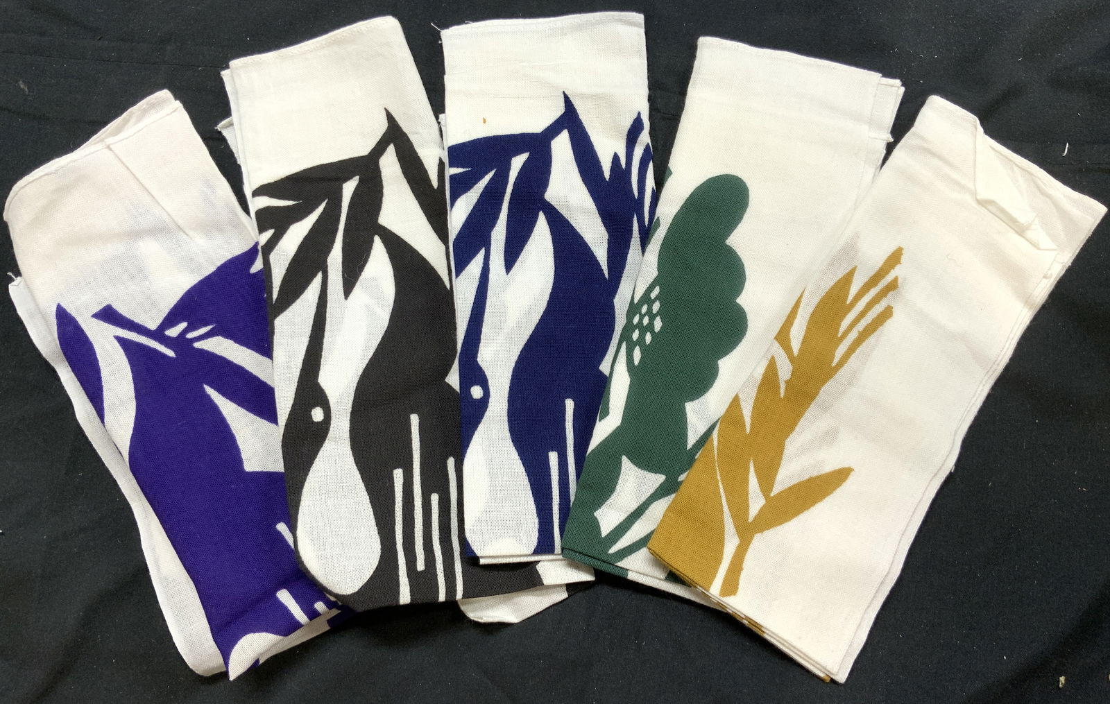 Lot 6 Vtg Assorted Tea Towels Table Linens (1 of 8)