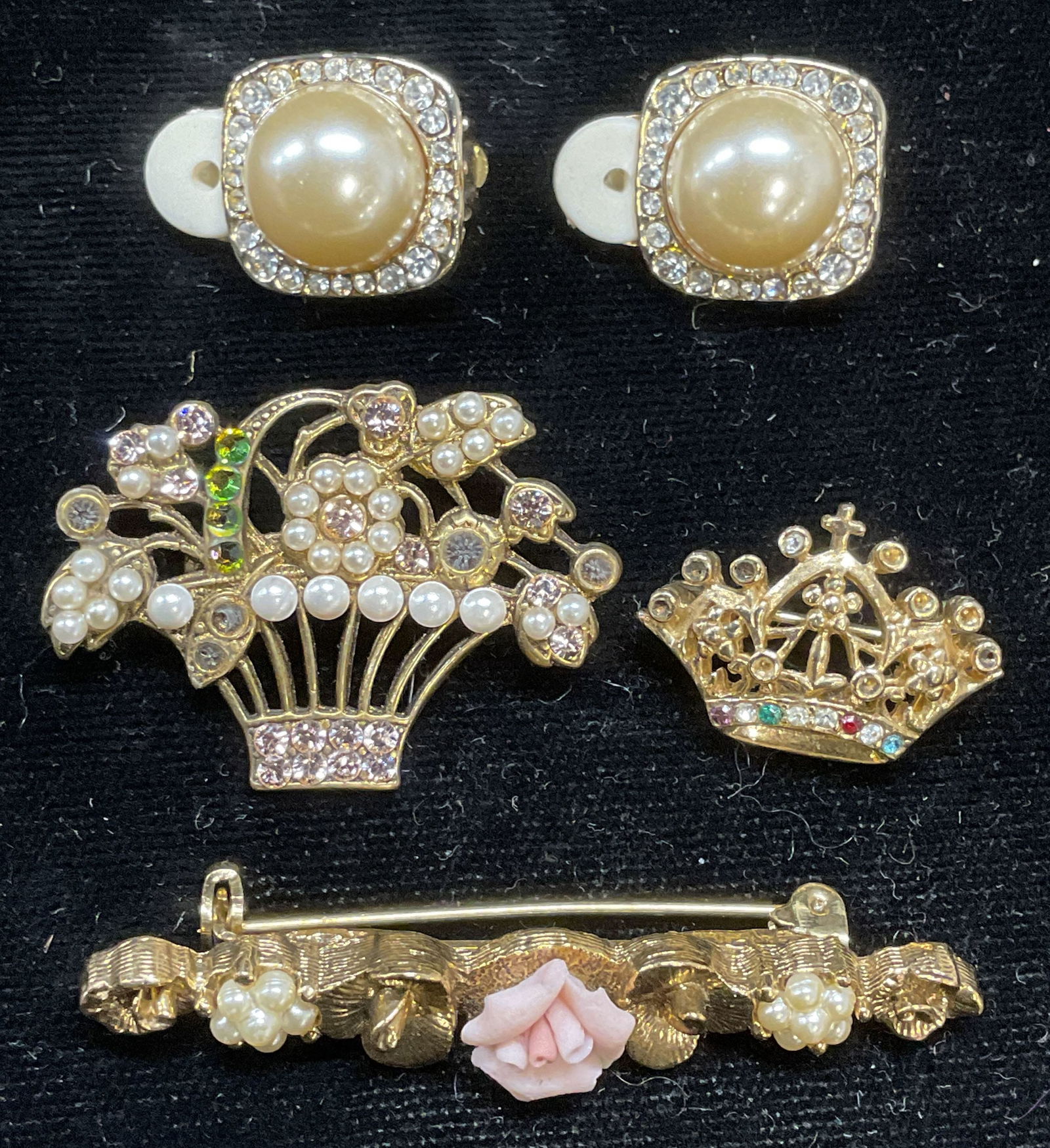 Lot 4 Gold Tn Faux Pearl & Crystal Brooches + (1 of 6)