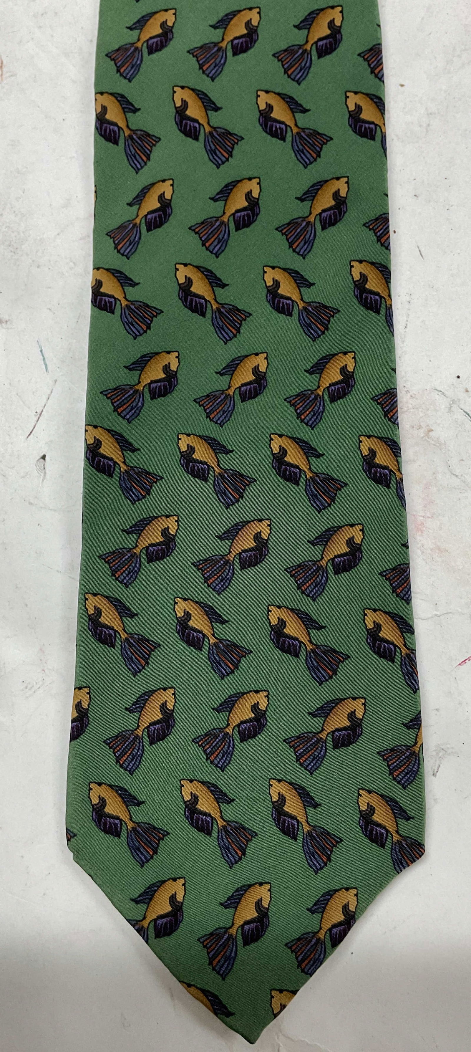 J. Garcia Green Fish Patterned Silk Necktie USA (1 of 7)