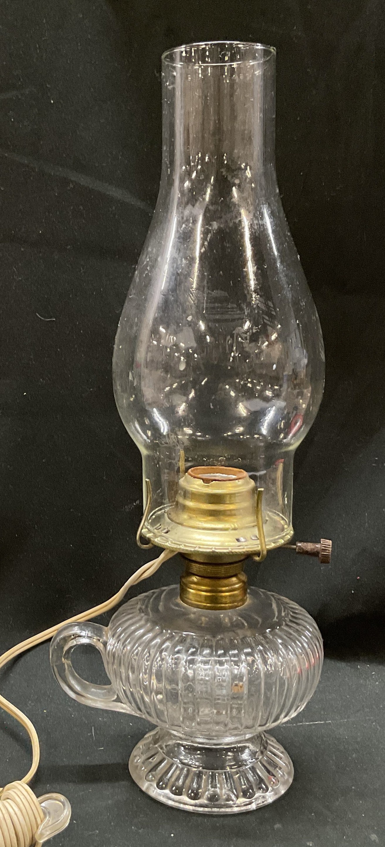 Antique Electric Glass Oil Lamp W Hurricane Cover (1 of 12)