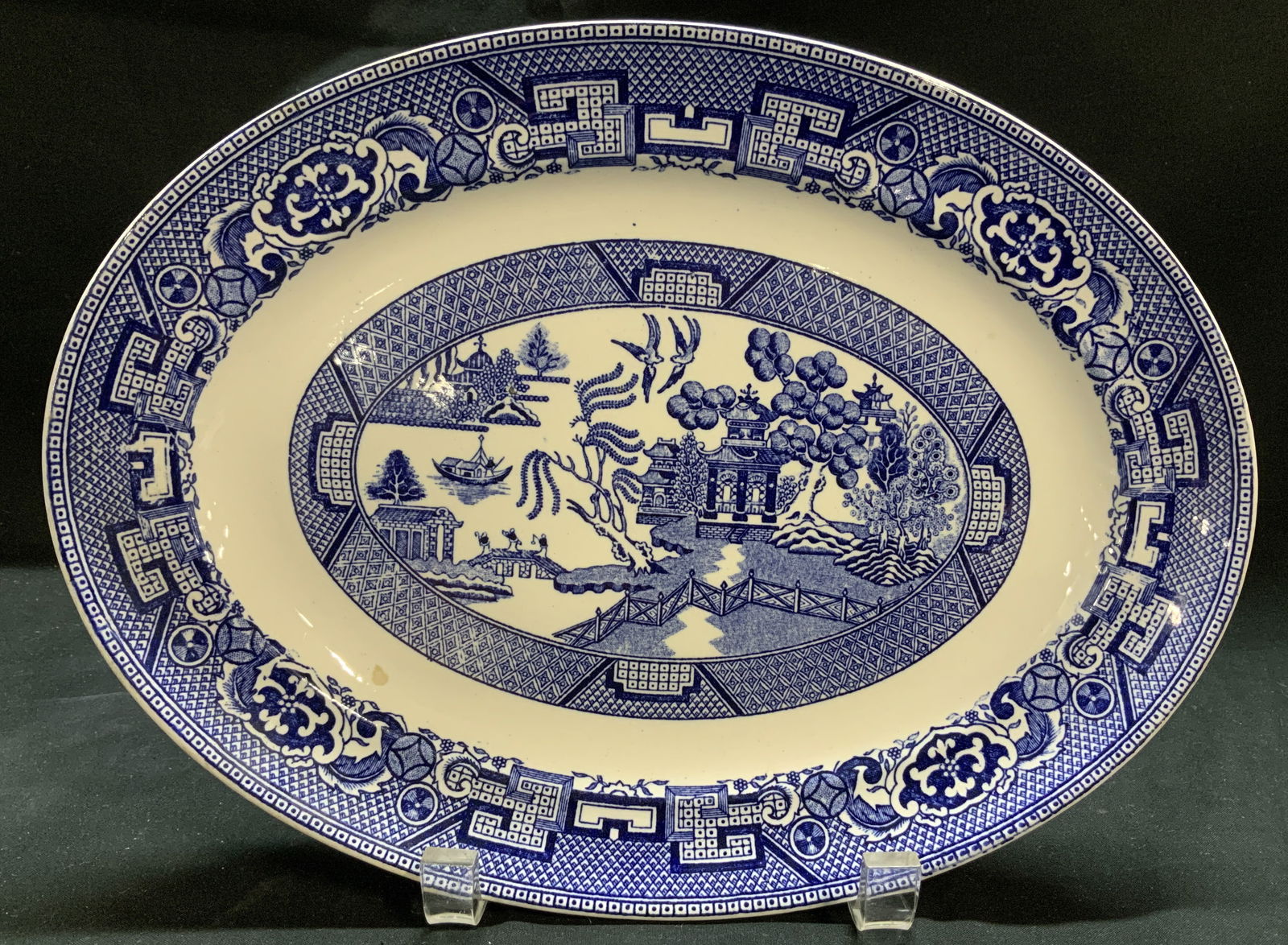 Homer Laughlin Blue Willow Oval Platter U.S.A. (1 of 6)