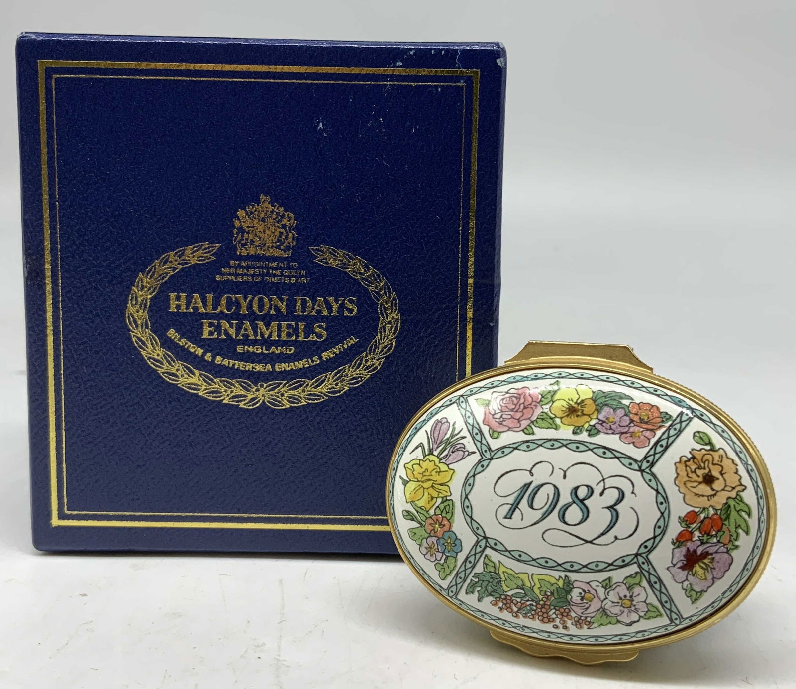 Halcyon Days Enamels Year to Rmbr 1983 Trnk Box (1 of 9)