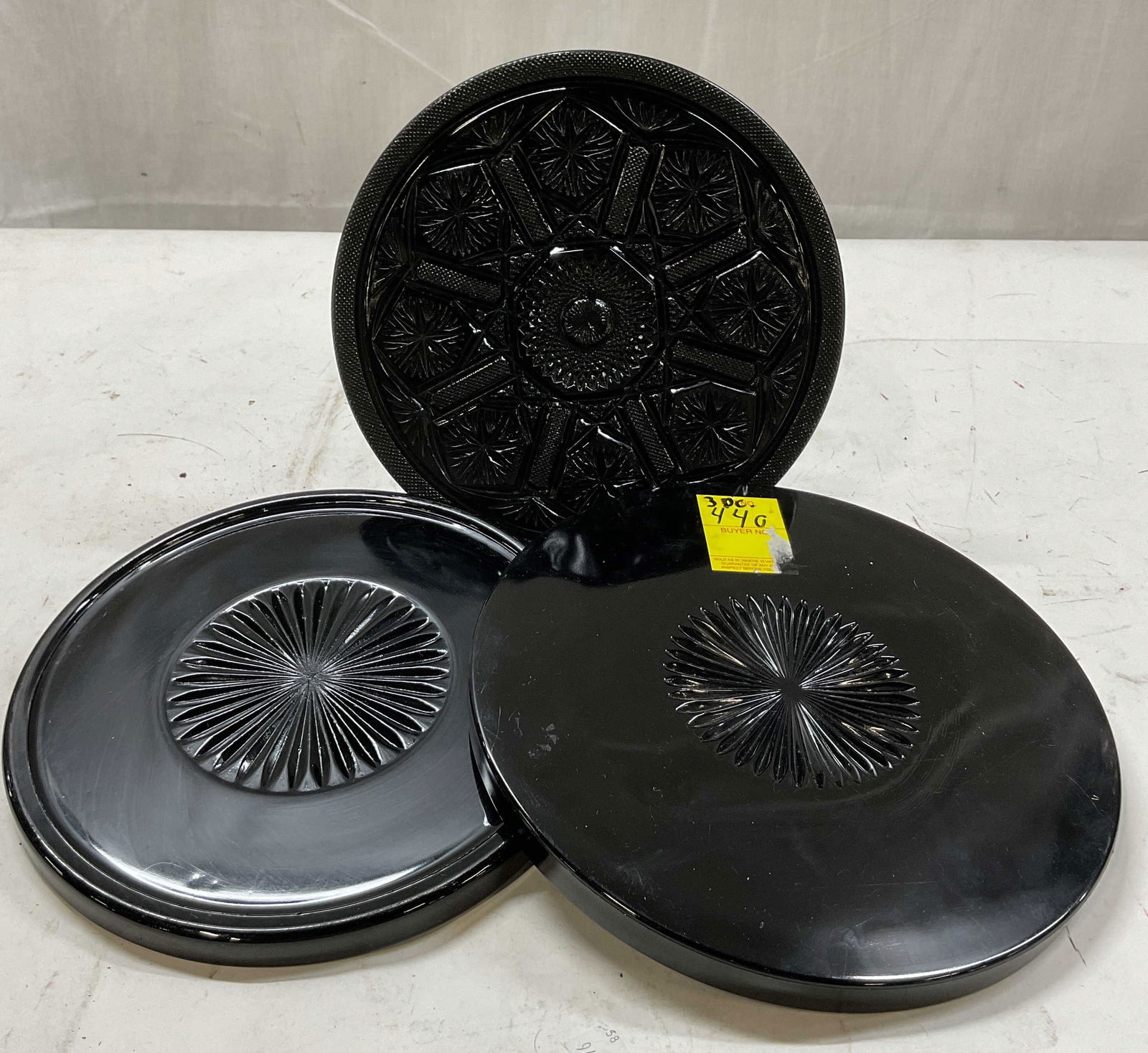 Lot 3 Black Glass Decorative Cake Stands (1 of 9)