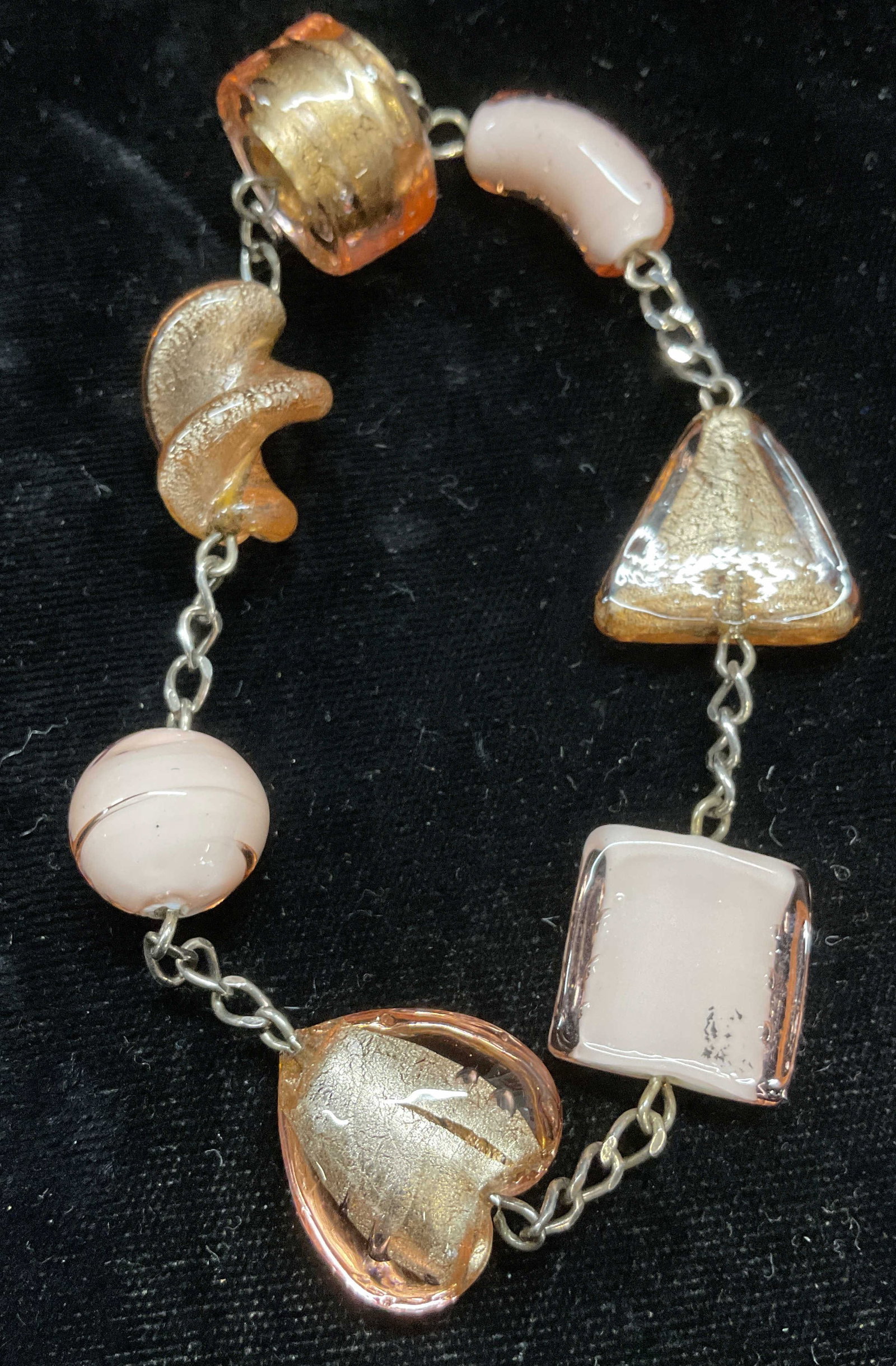 Pink & Gold Fleck Art Glass Bracelet: Art glass bracelet with pink and gold fleck beads. Measures approx 8.5 inches long. Clasp needs repair. Some scratching. Jewelry, estate jewelry, costume jewelry, cocktail jewelry, fashion jewelry, ac
