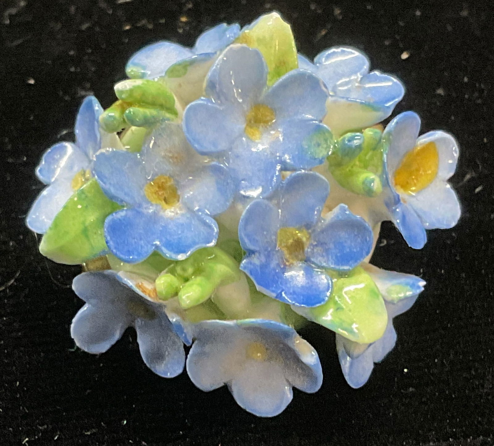 Vtg Blue Flower Porcelain Brooch, England (1 of 6)